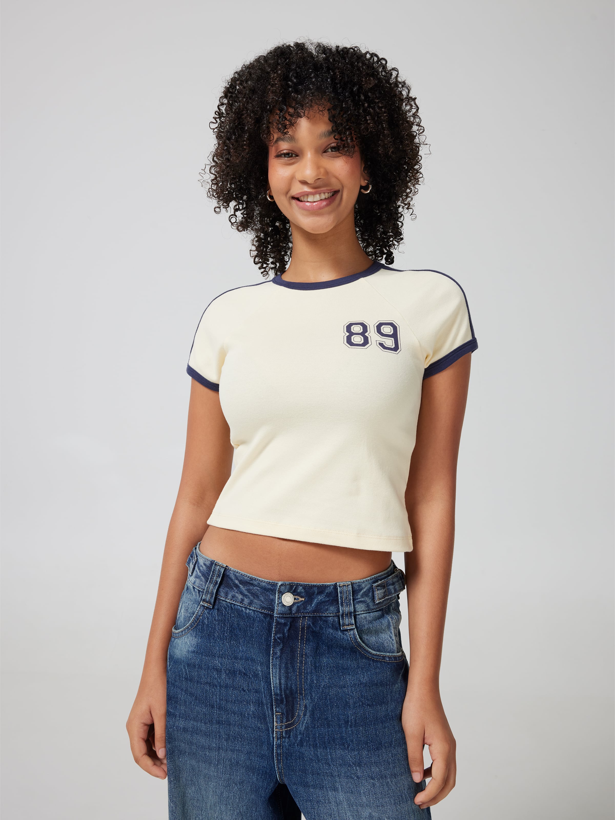 W 89 Badge Taped Raglan Tee