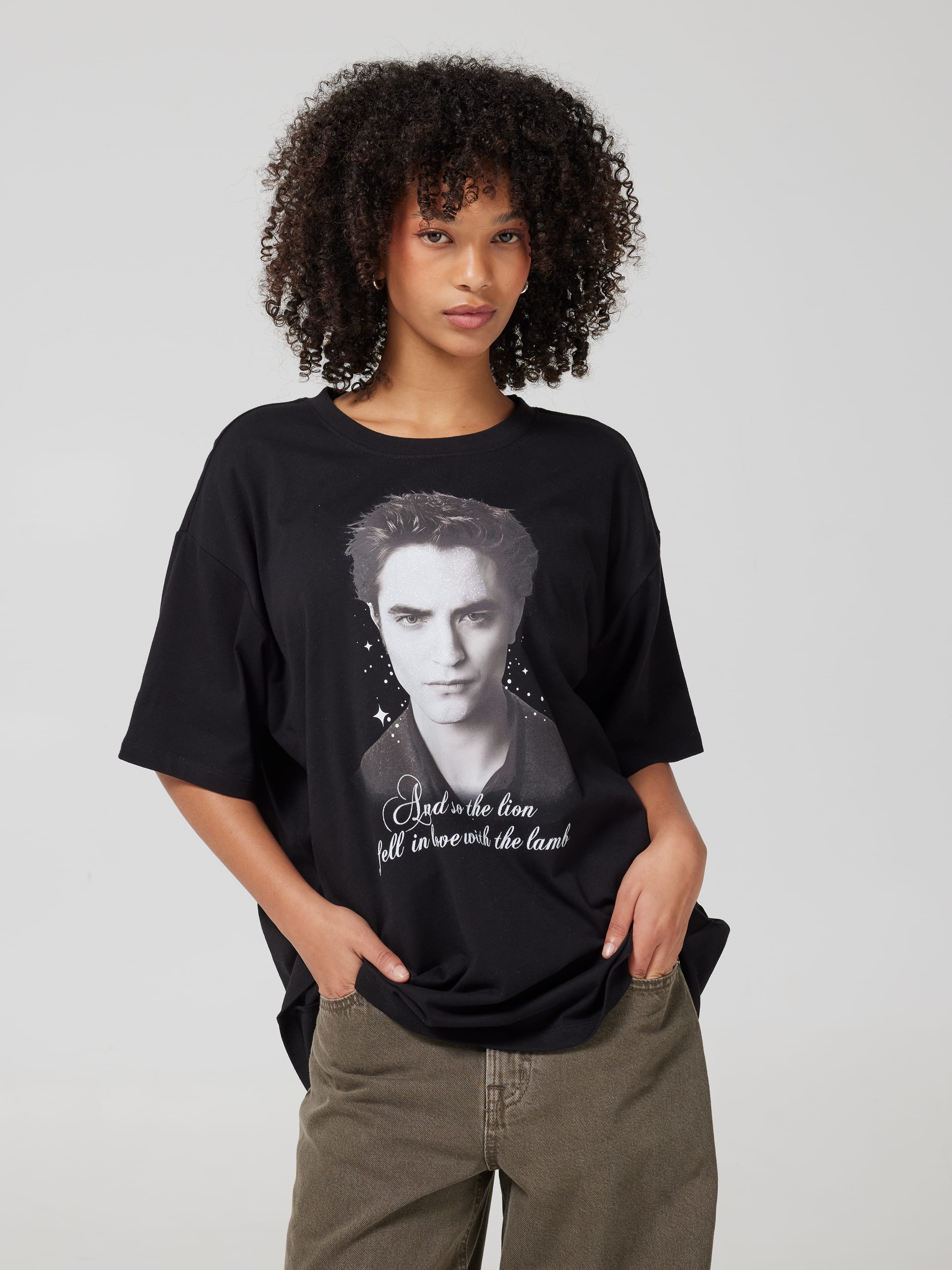W Twilight Lion & Lamb Os Tee