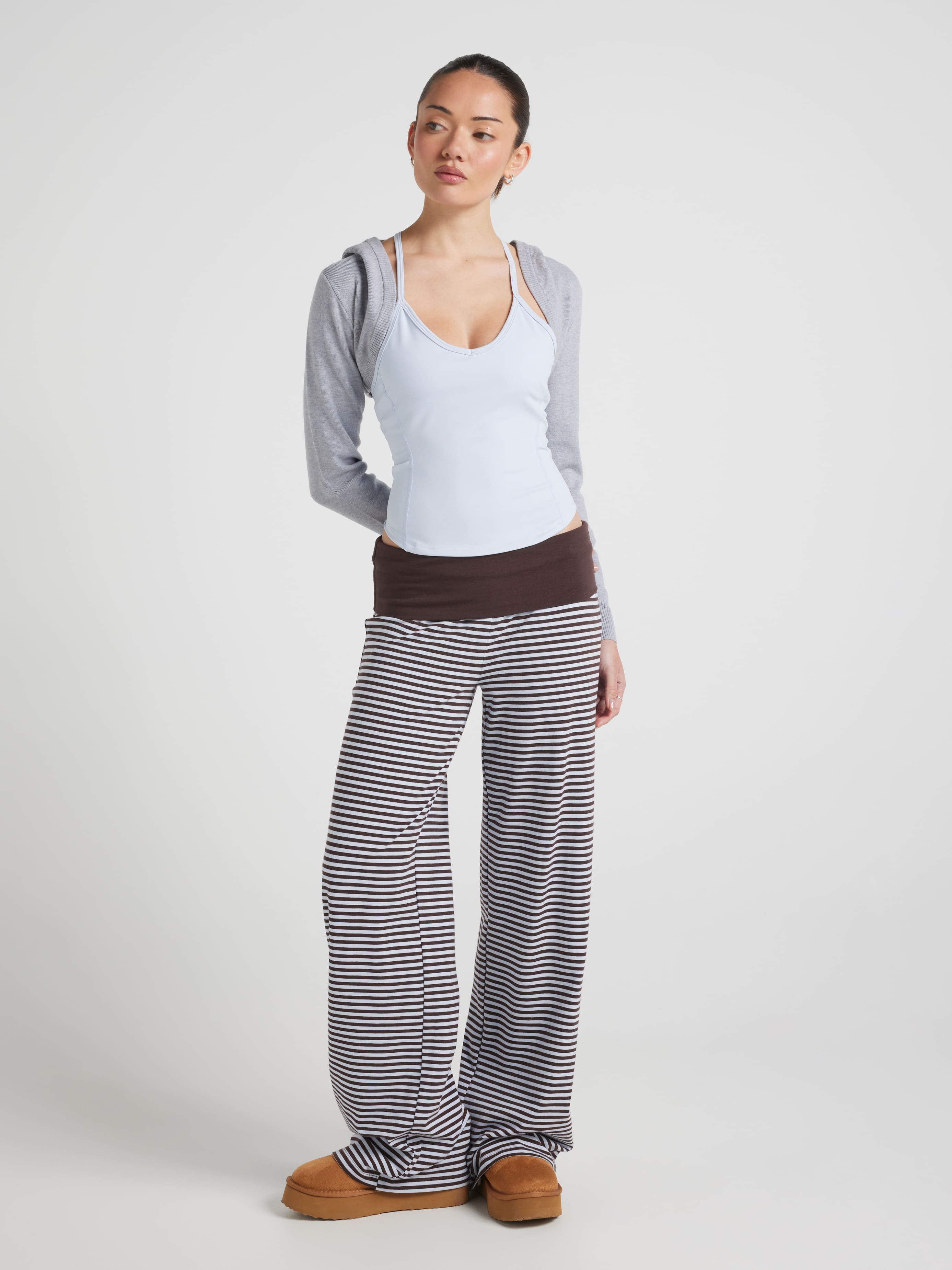 Active V Neck