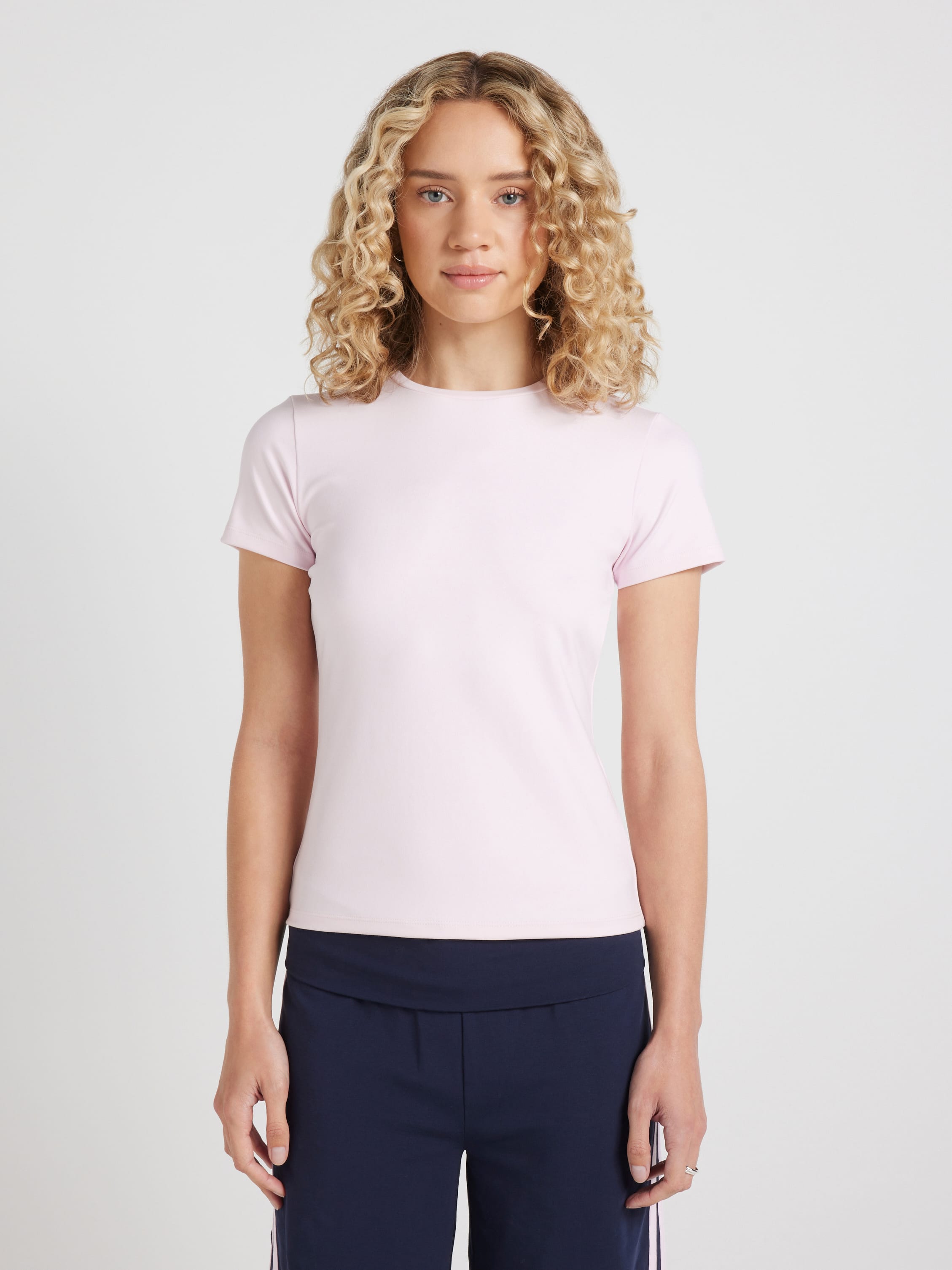 Lounge Fitted Tee