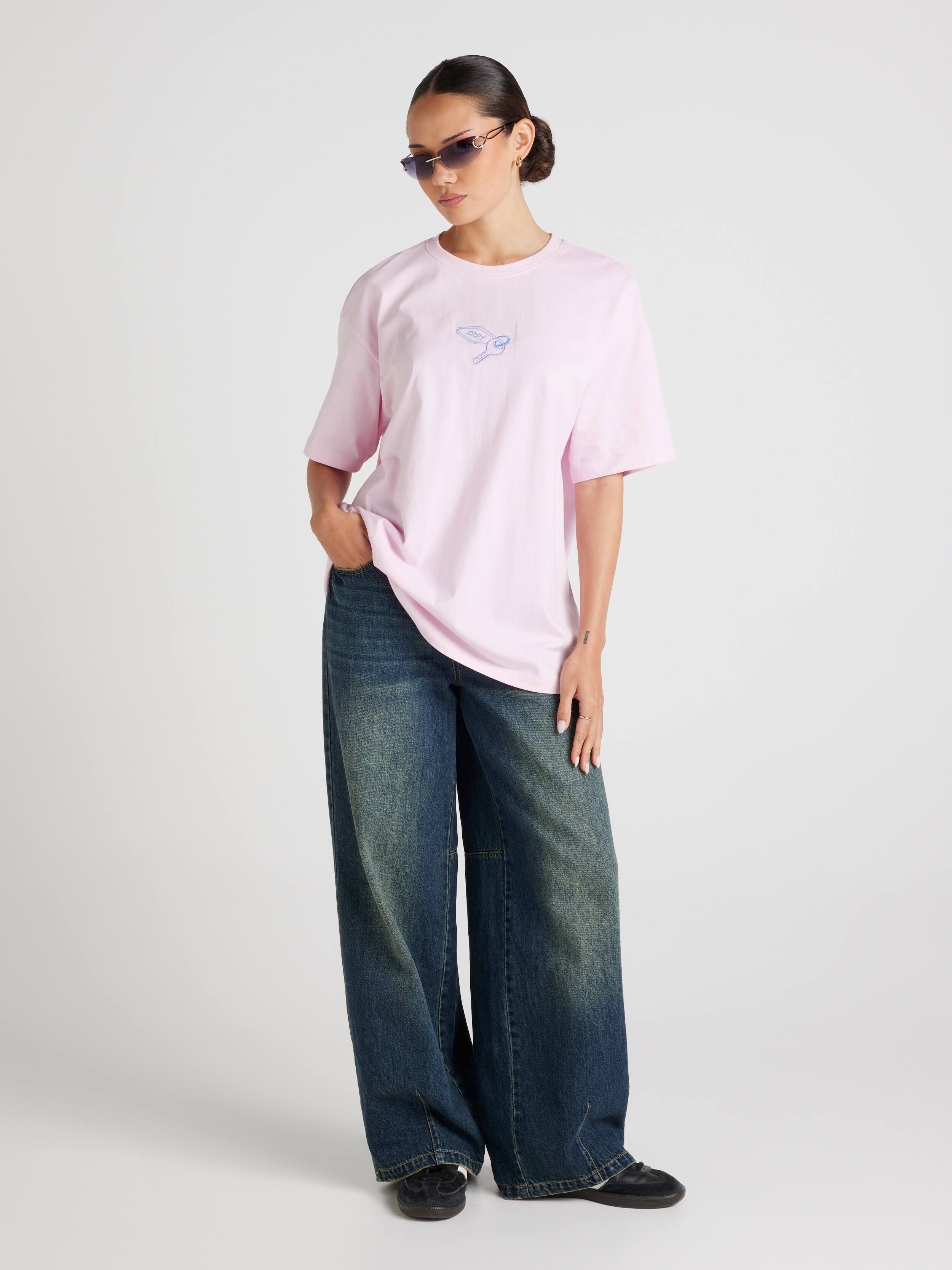 Key Oversized Tee