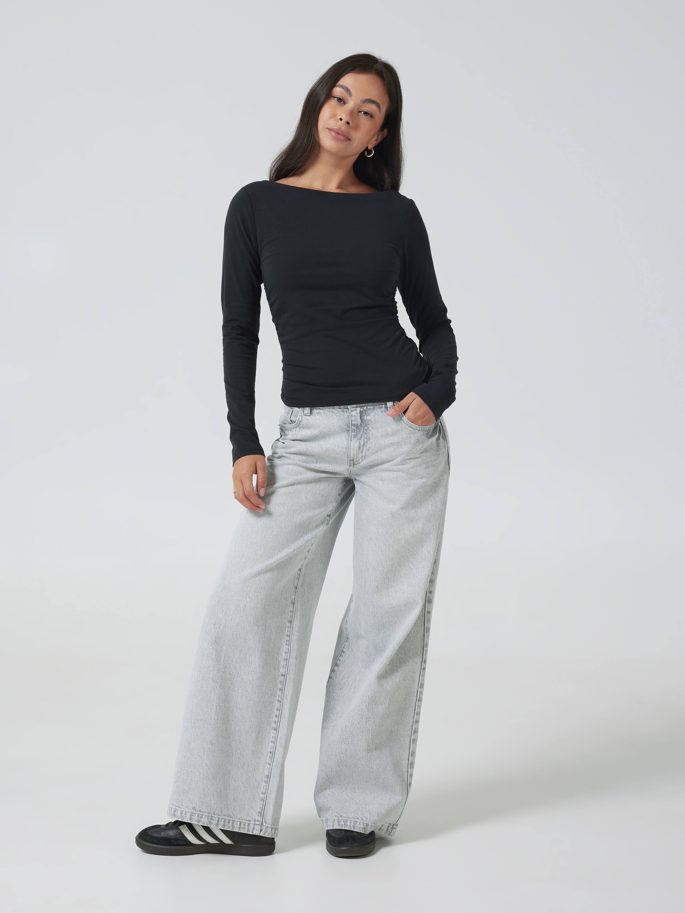 W Long Sleeve Asym Top