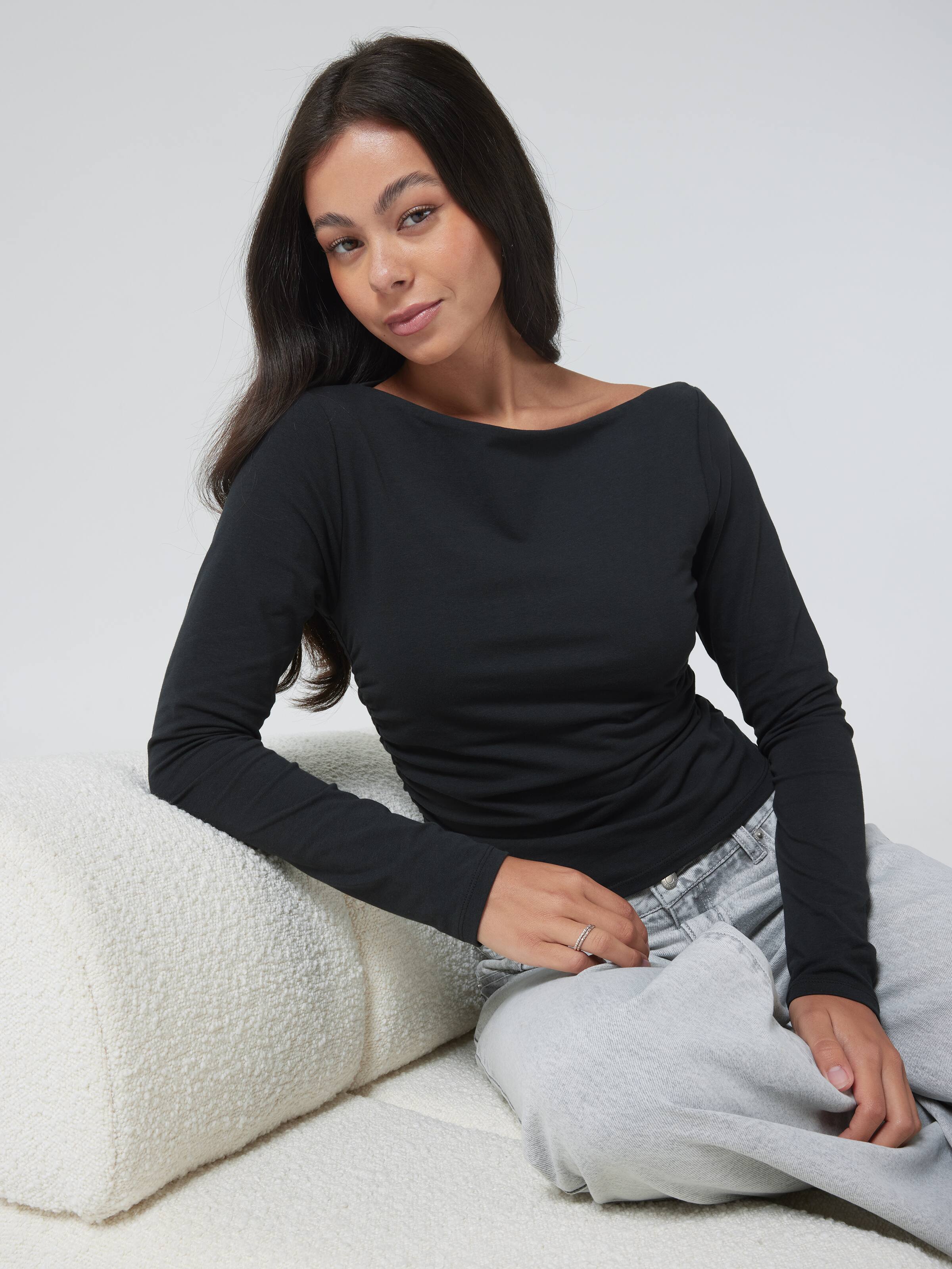 W Long Sleeve Asym Top