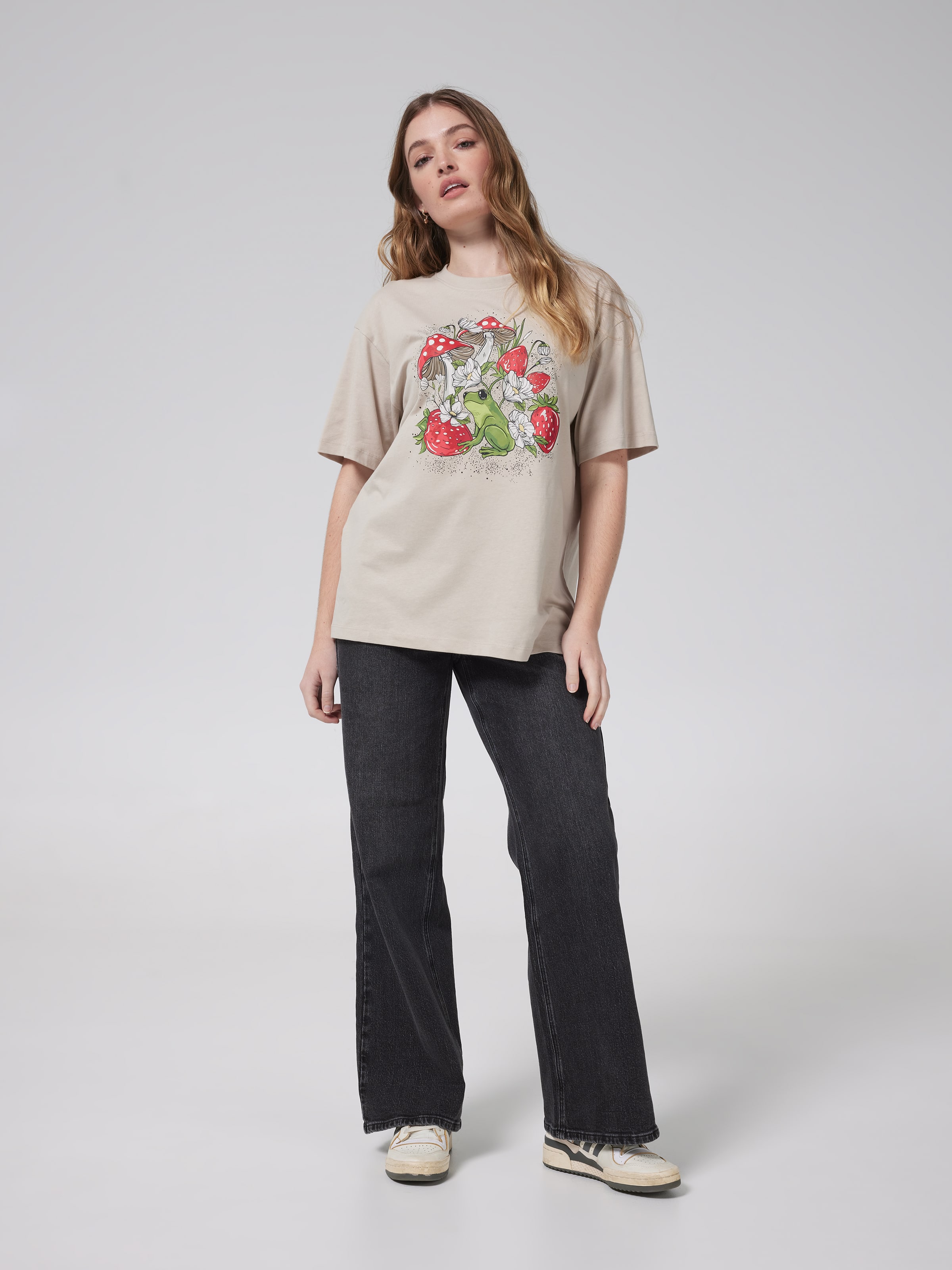 Strawberry Frog Oversized Tee