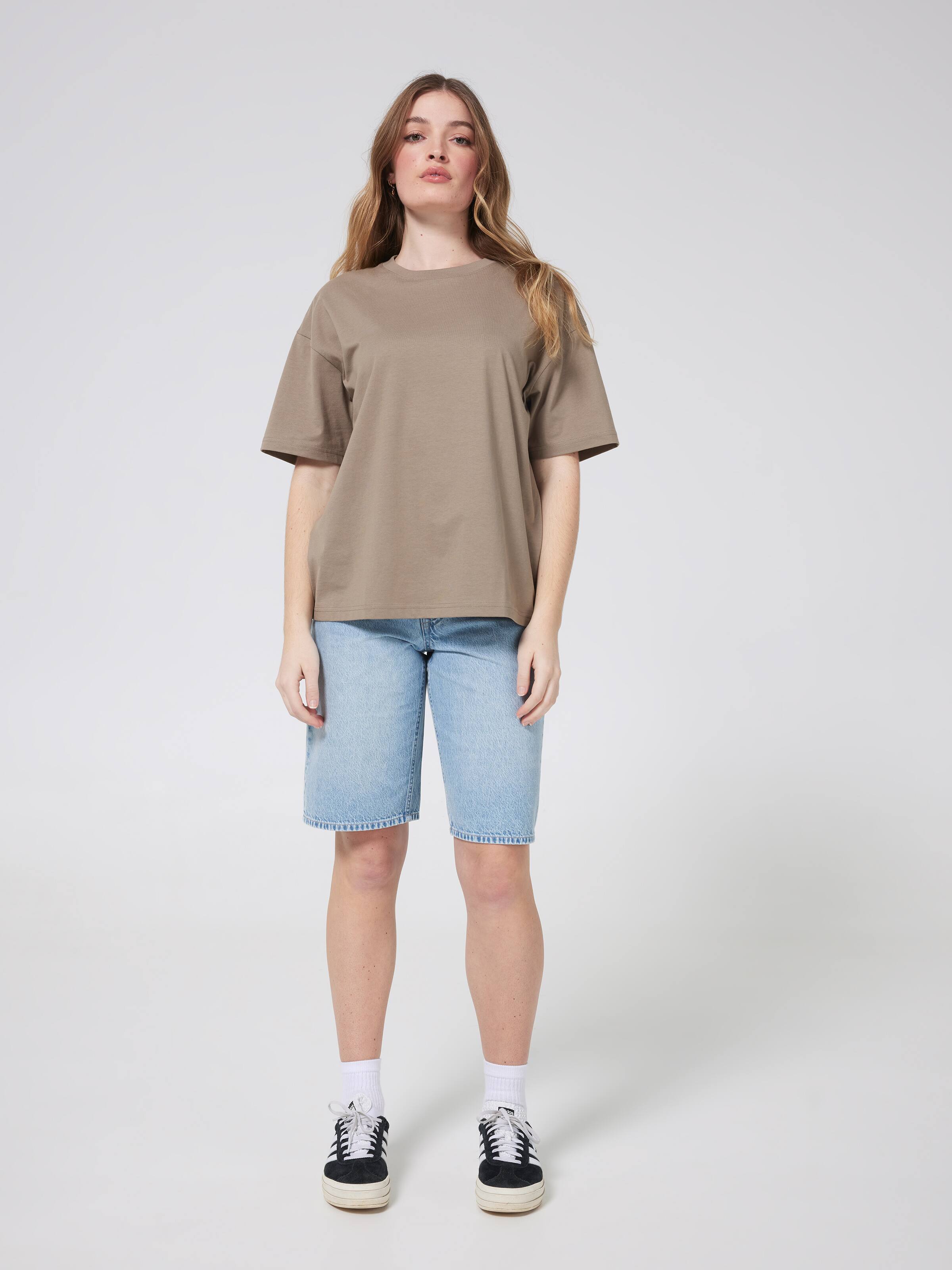 Essential Oversized Tee