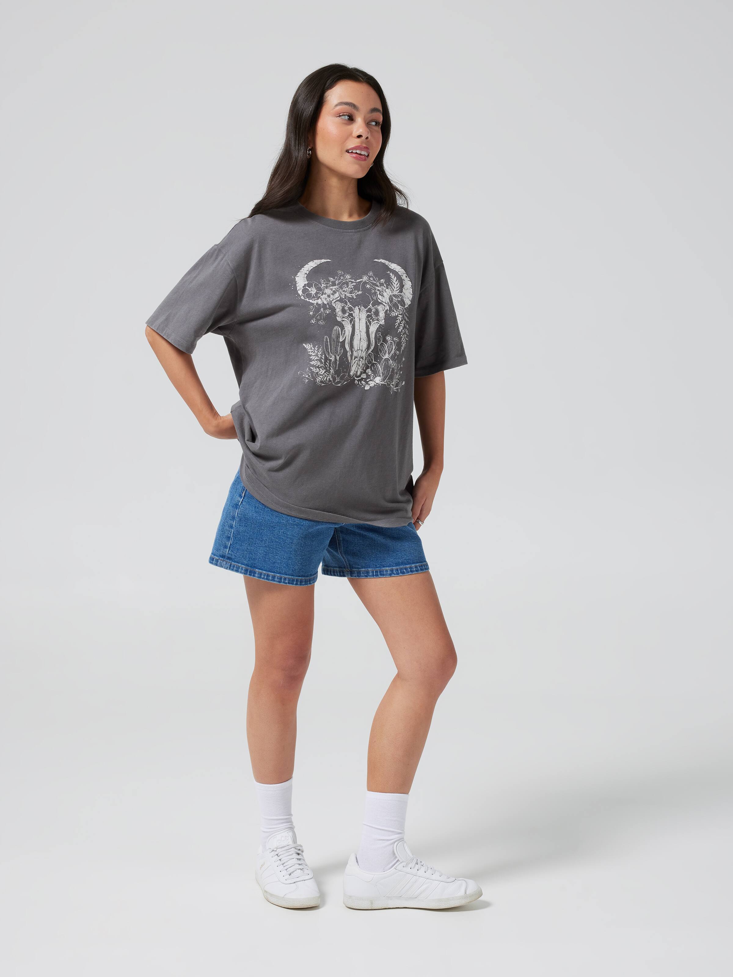 Cowskull Mystic Oversized Tee