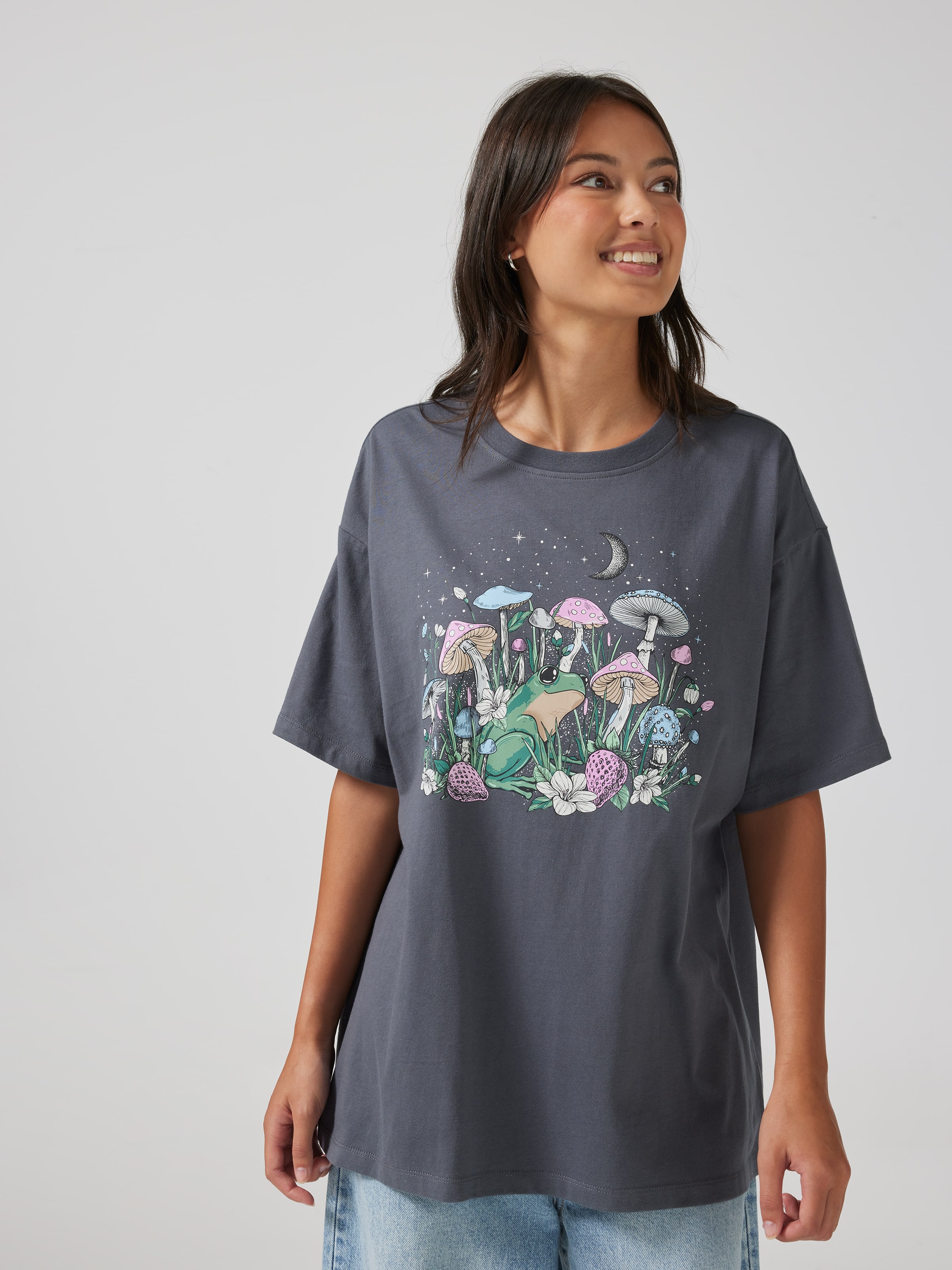Night Frog Oversized Tee