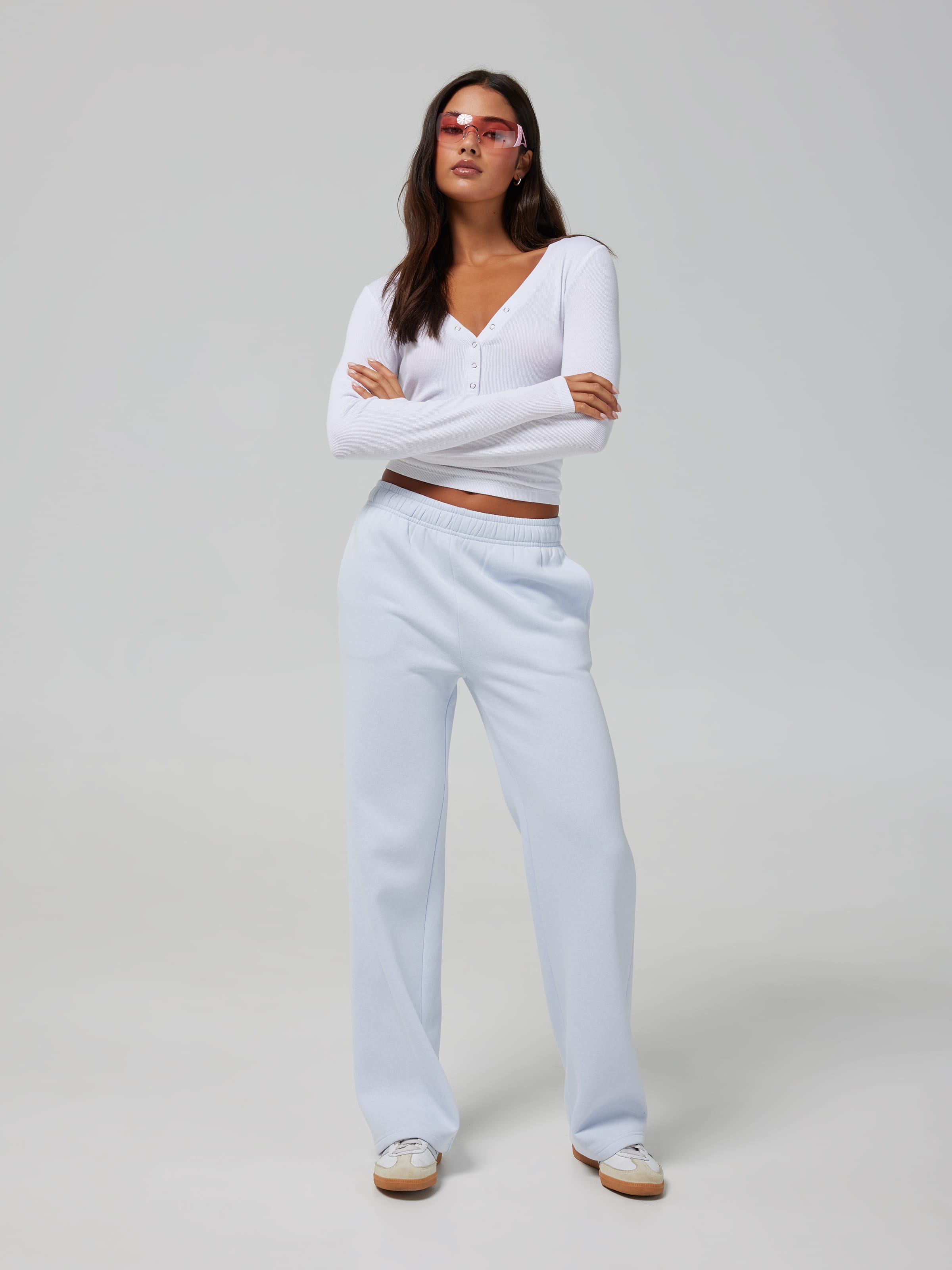 Wide Leg Track