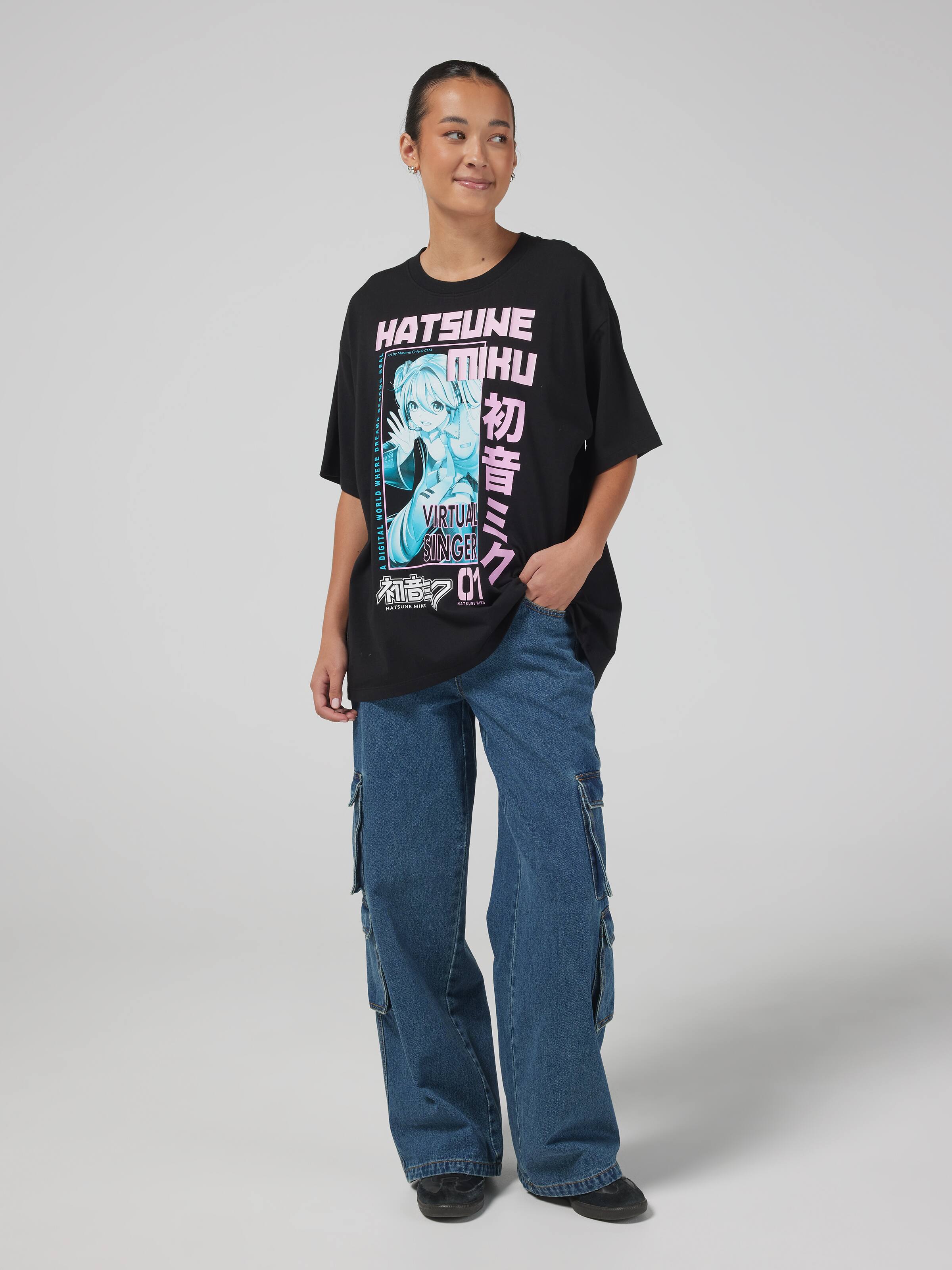Hatsune Miku Character Oversized Tee