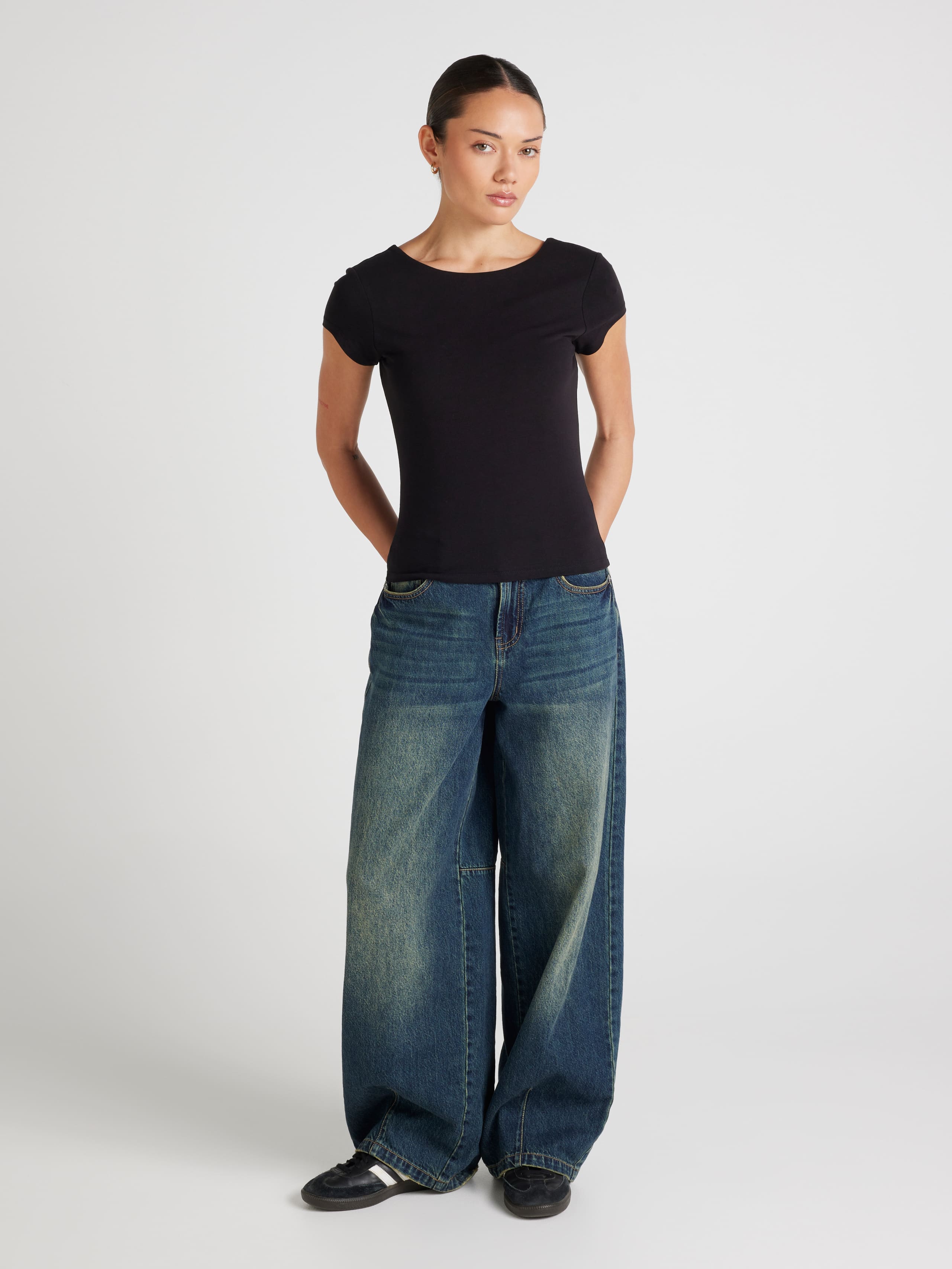 Hyperview Low Back Top