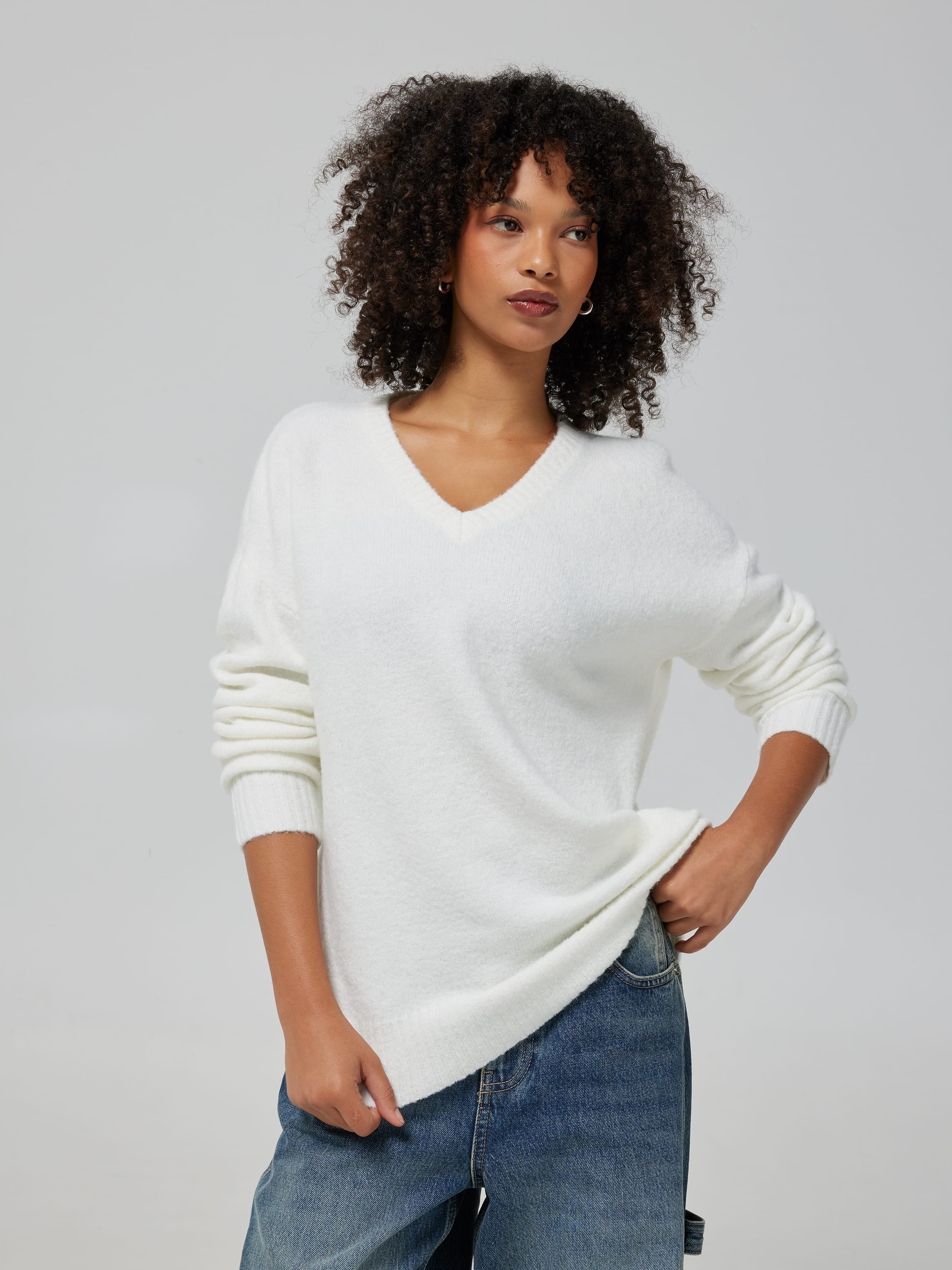 Leslie 2 Flat Knit V-Neck Jumper