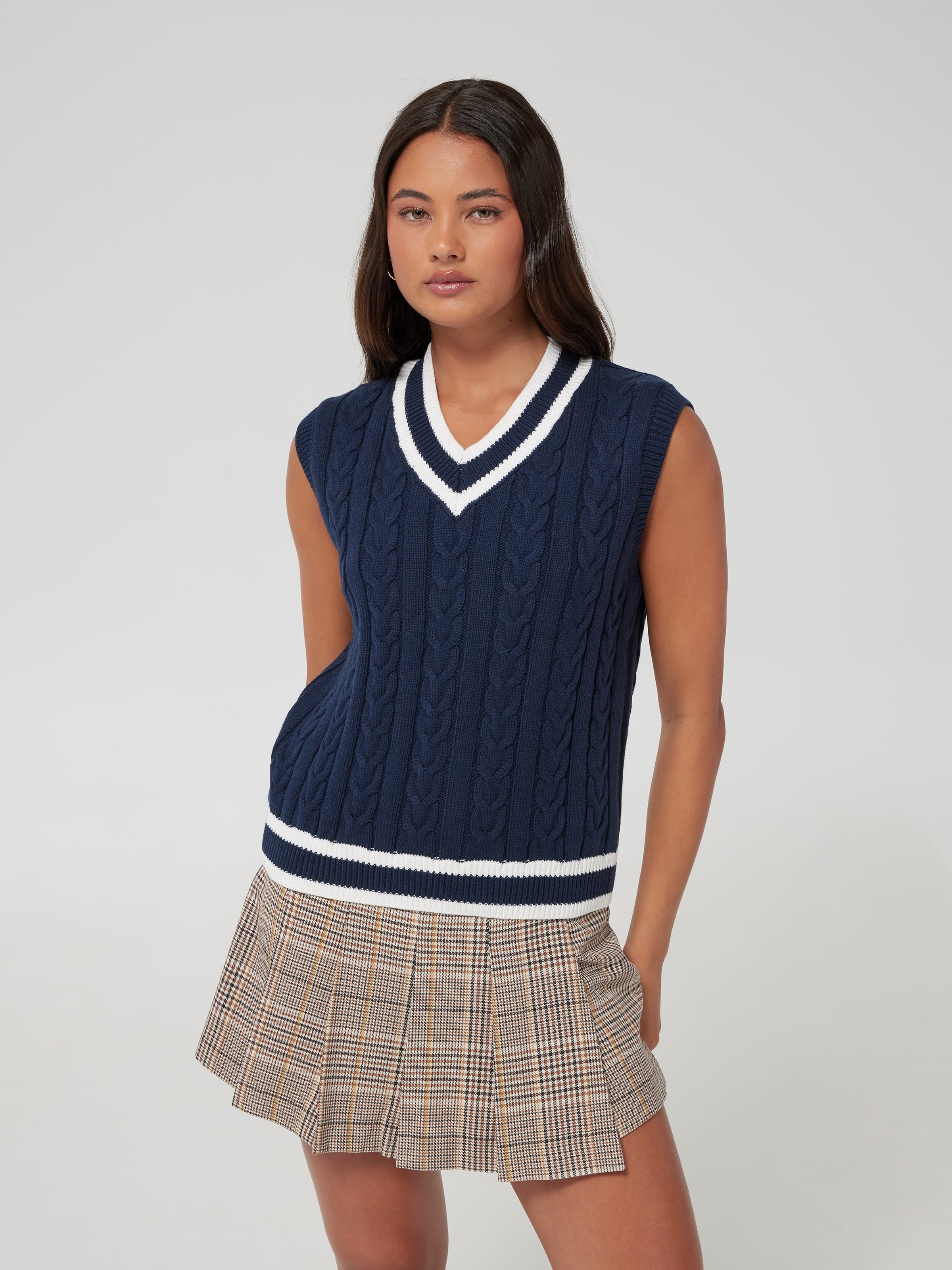Isla  V- Neck Vest