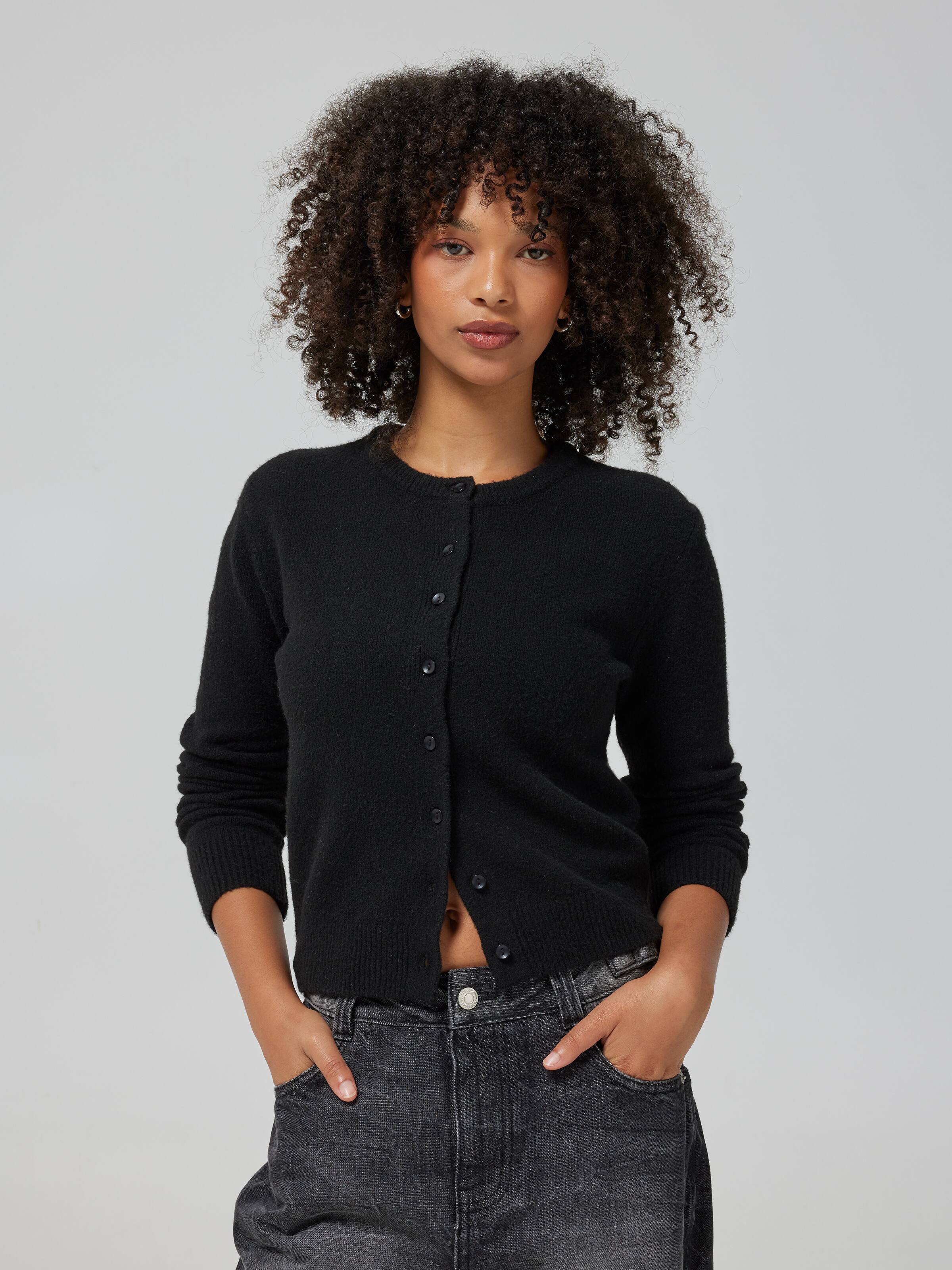 Aurora Cardi