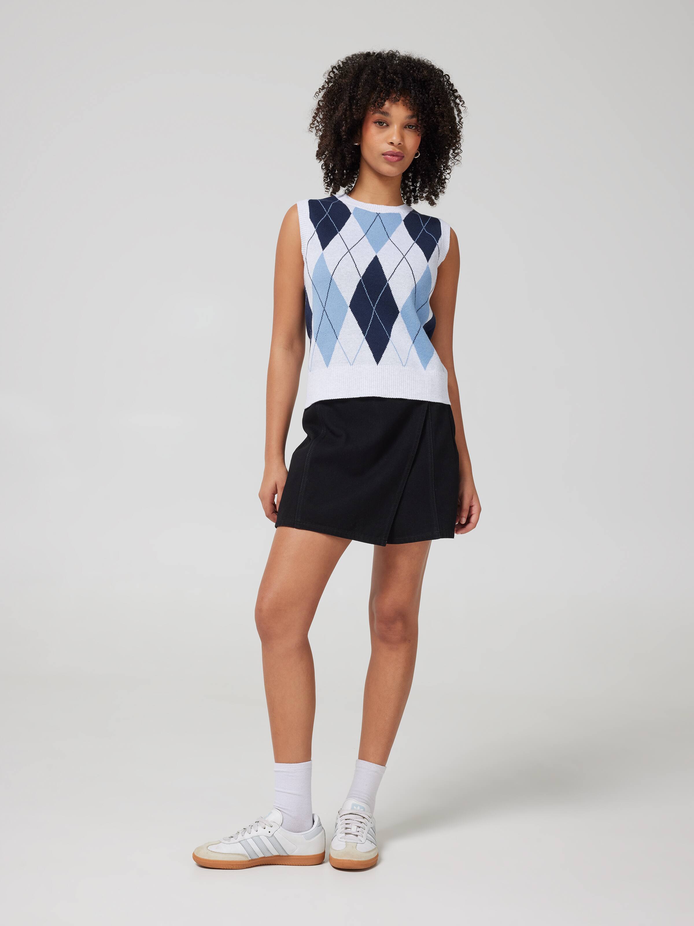 Nova Argyle Vest