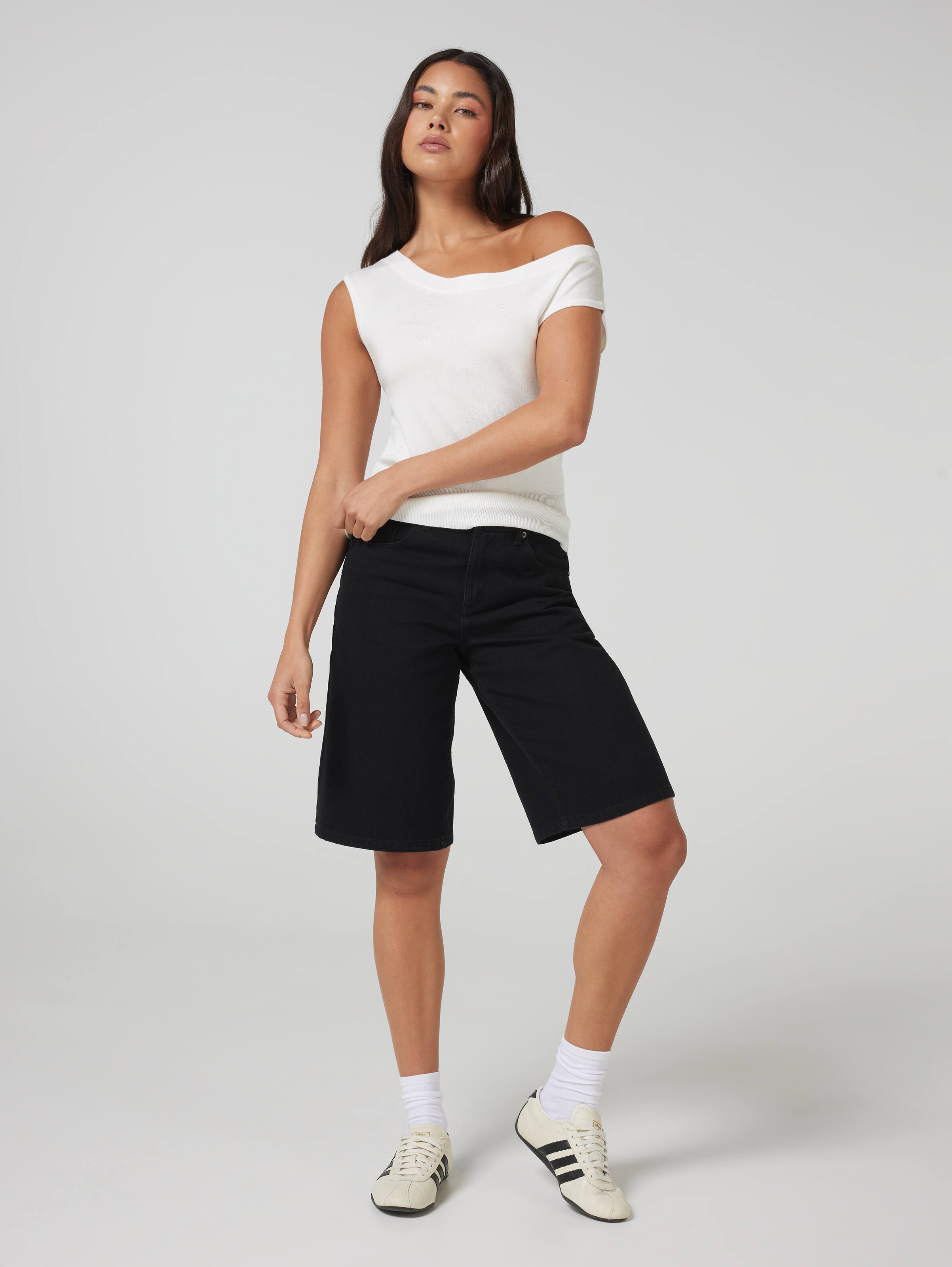 Evie Slouchy Short Sleeve Top