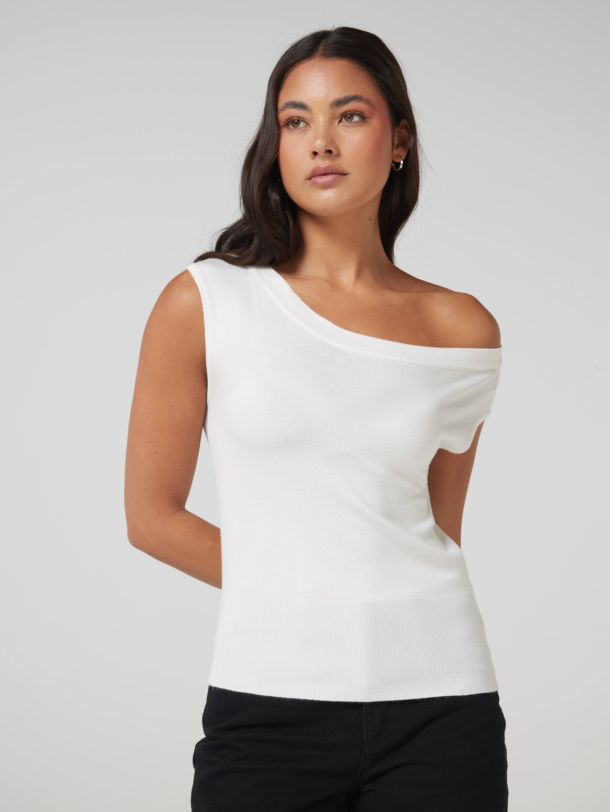 Evie Slouchy Short Sleeve Top