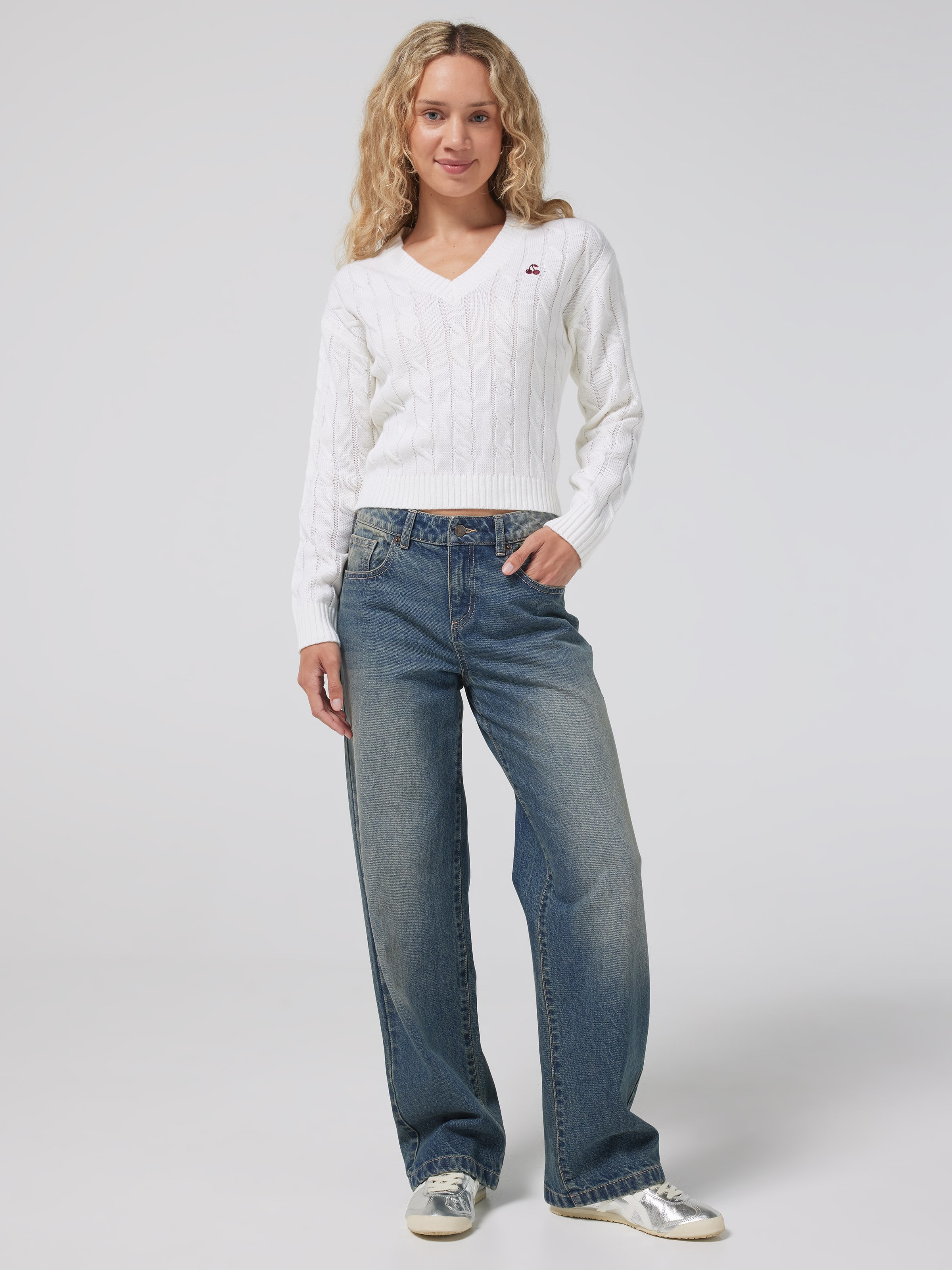 Marvi V Neck Crop Cable Knit