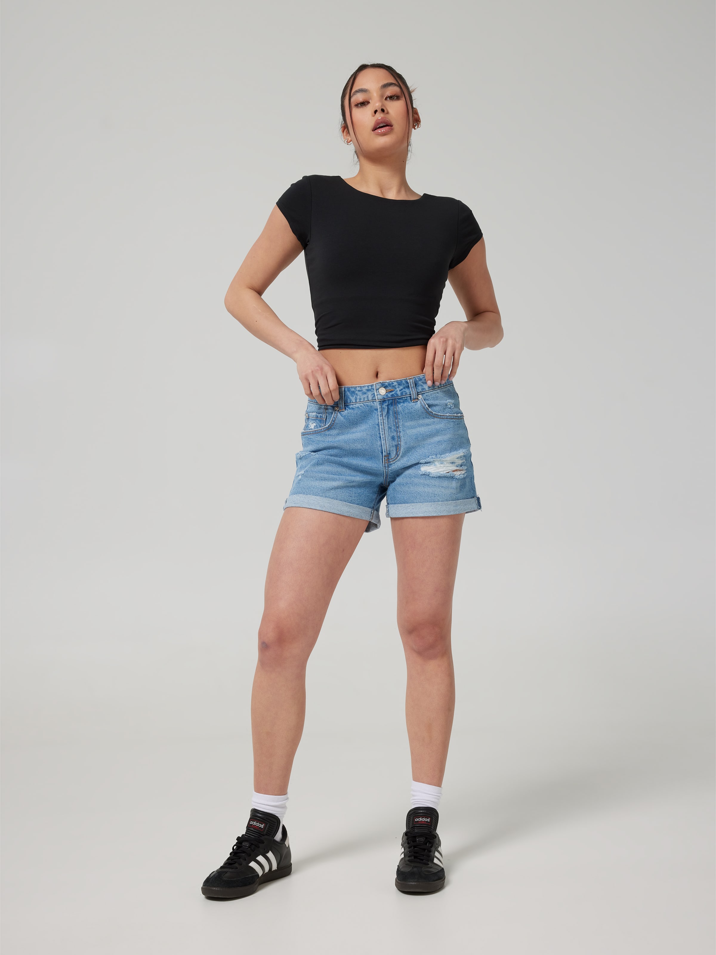 Sammi Boyfriend Short