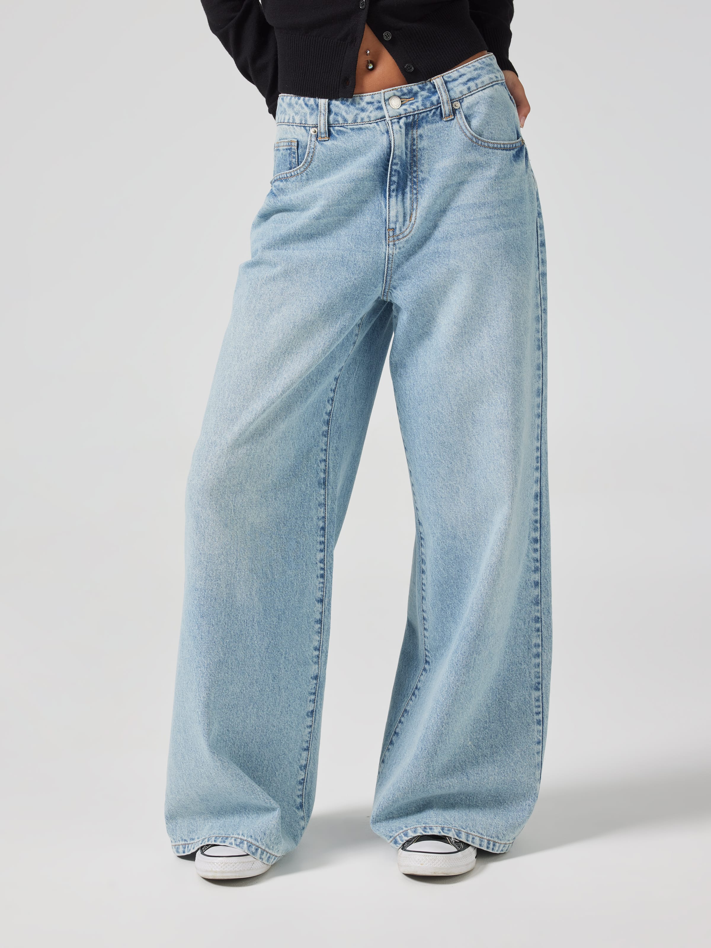 River High Rise Wide Leg Jean