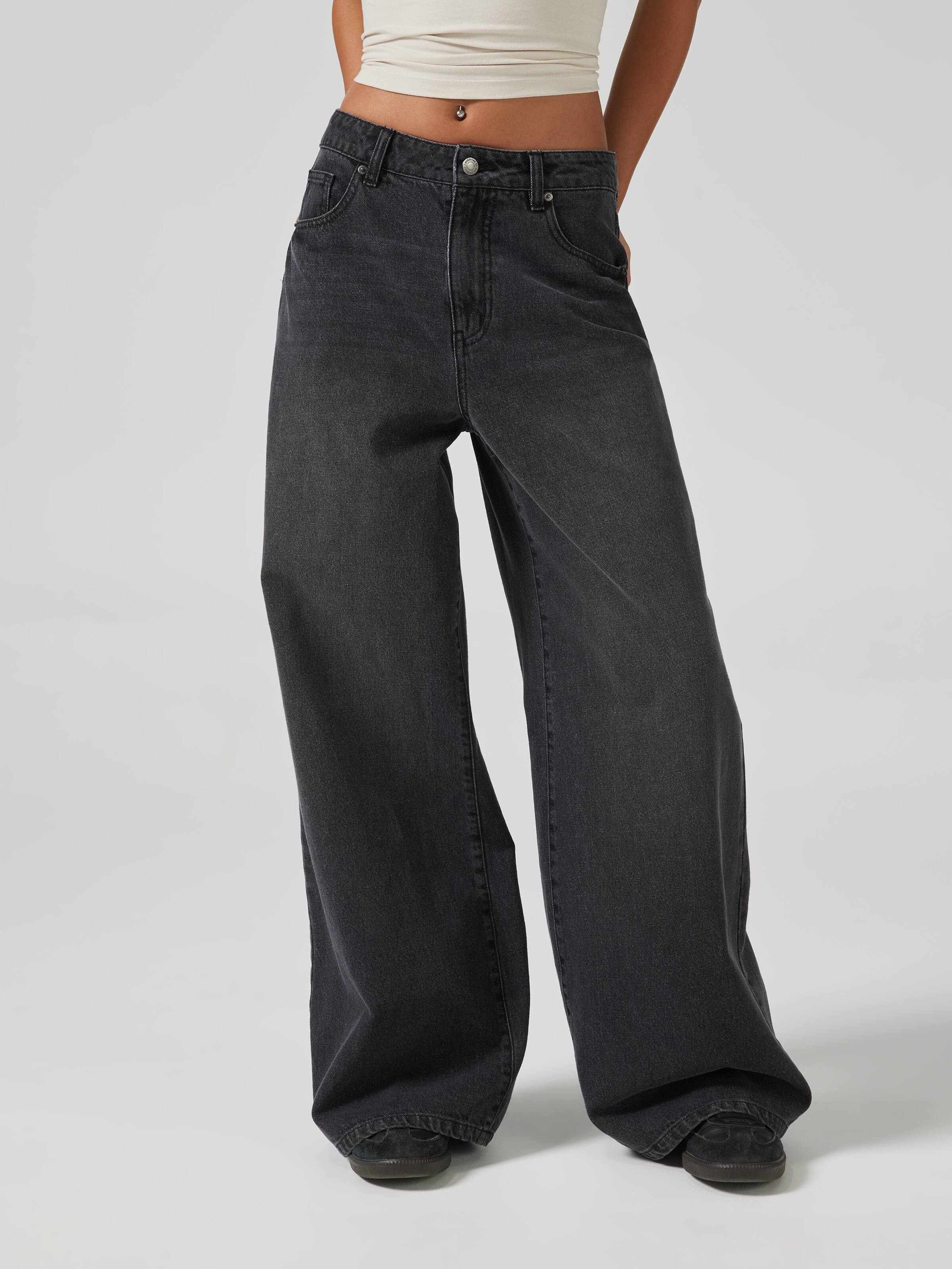 River High Rise Wide Leg Jean