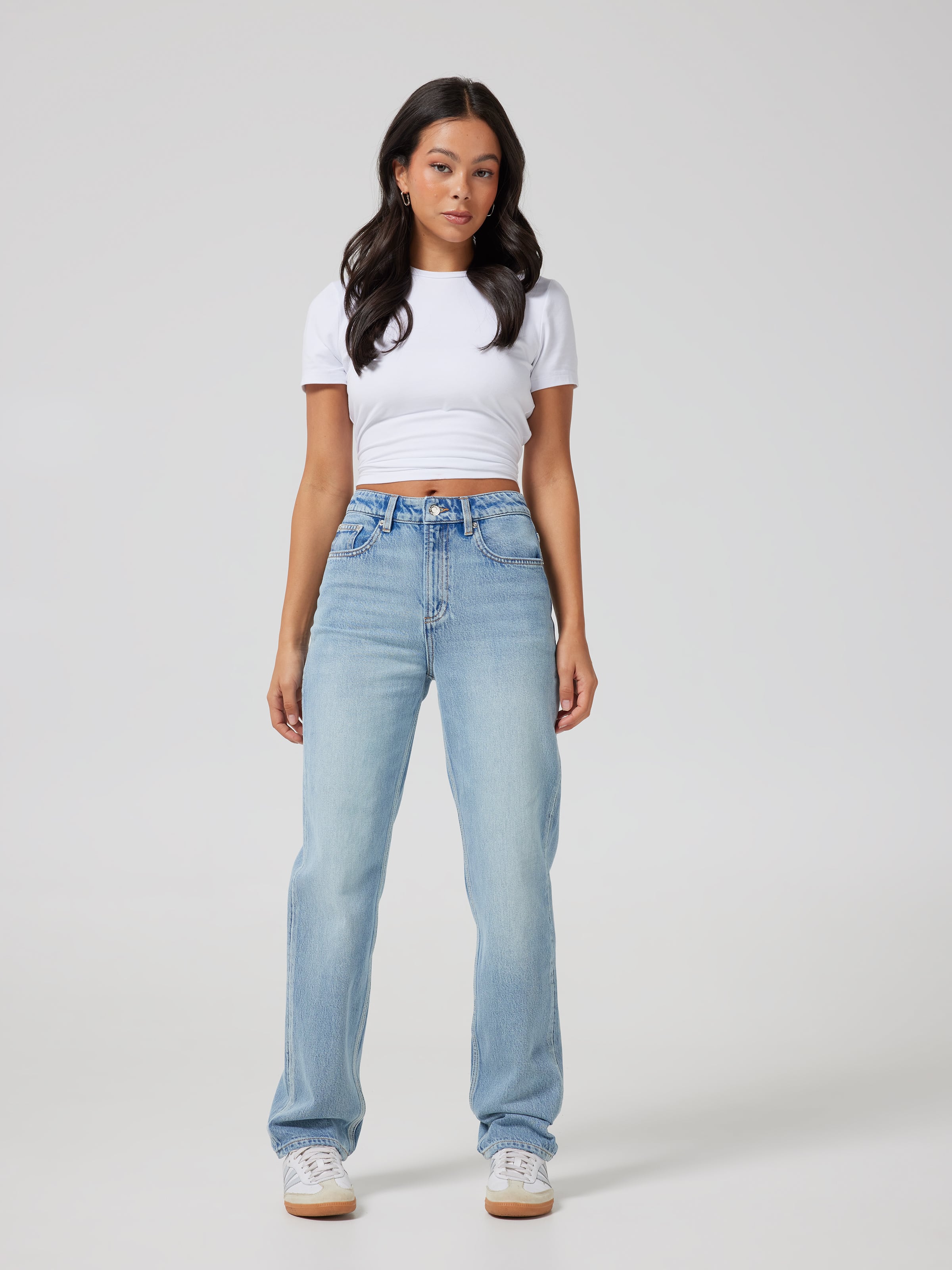 Sienna Slim Straight Jean