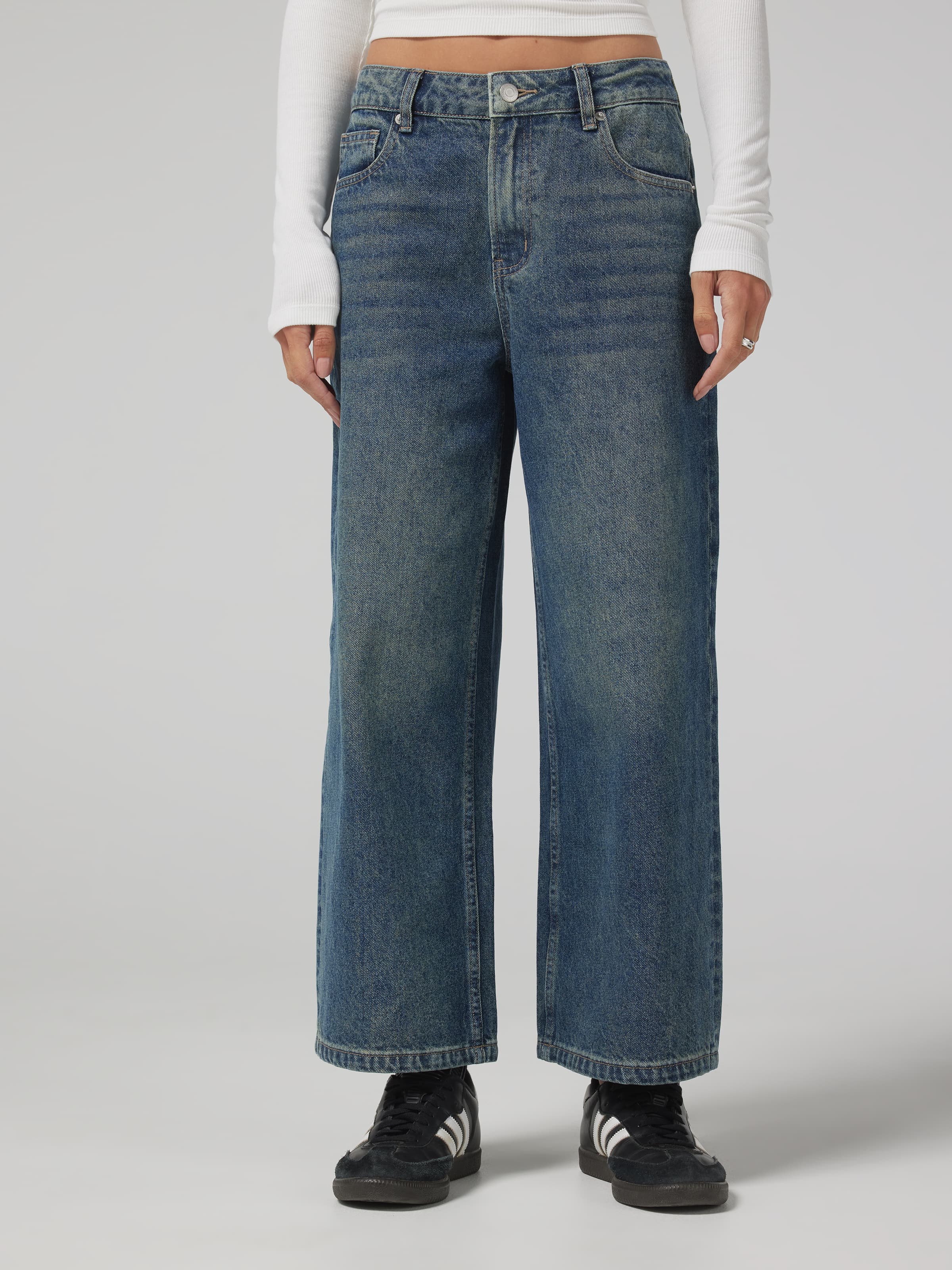Cassie Crop Wide Leg Jean