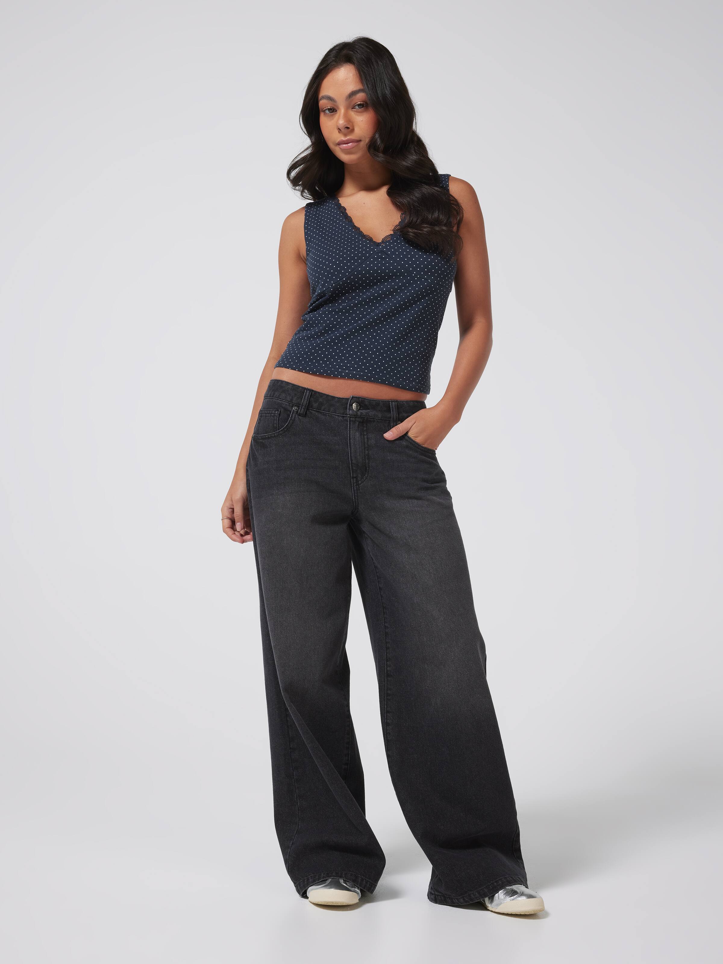 Lara Low Rise Wide Leg Jean