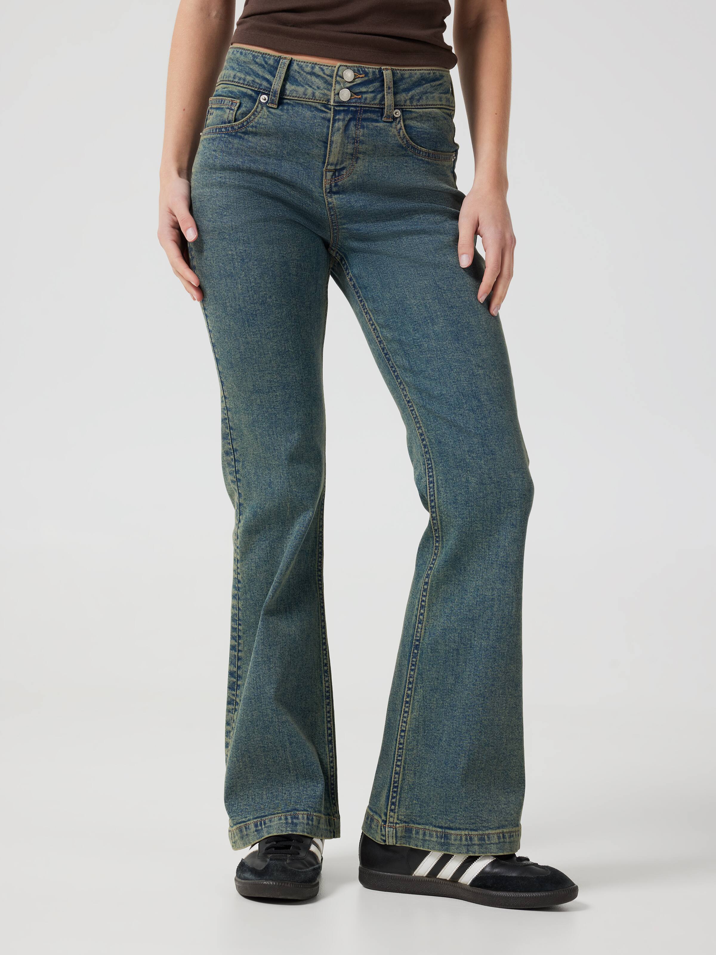 Lindsey Lowrise Bootcut Jean