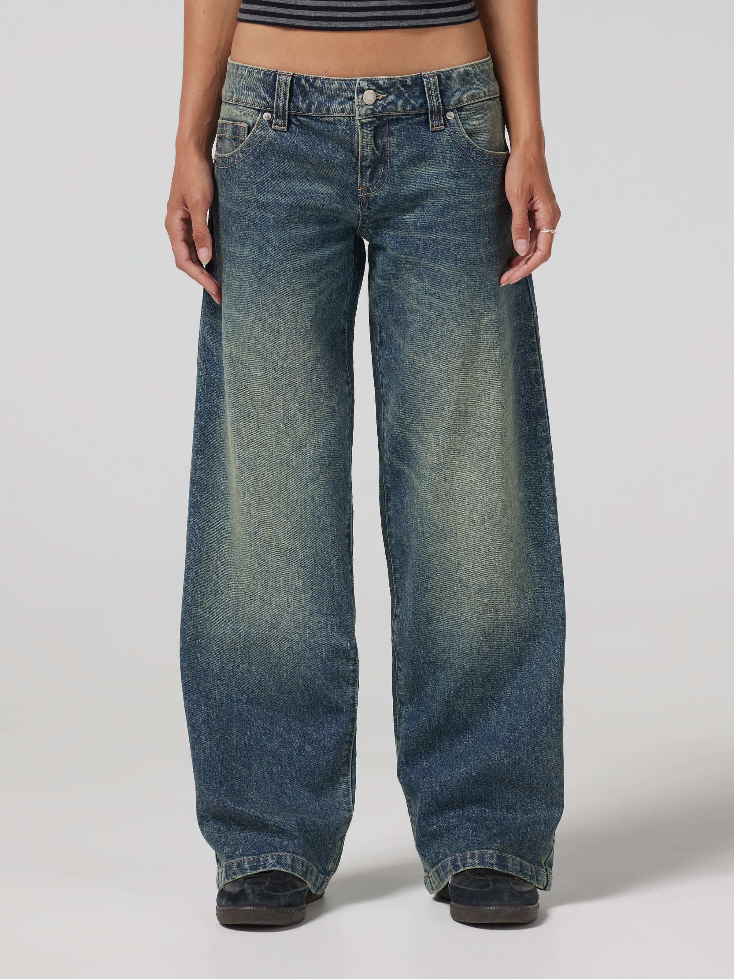 Avril Ultra Low Baggy Jean