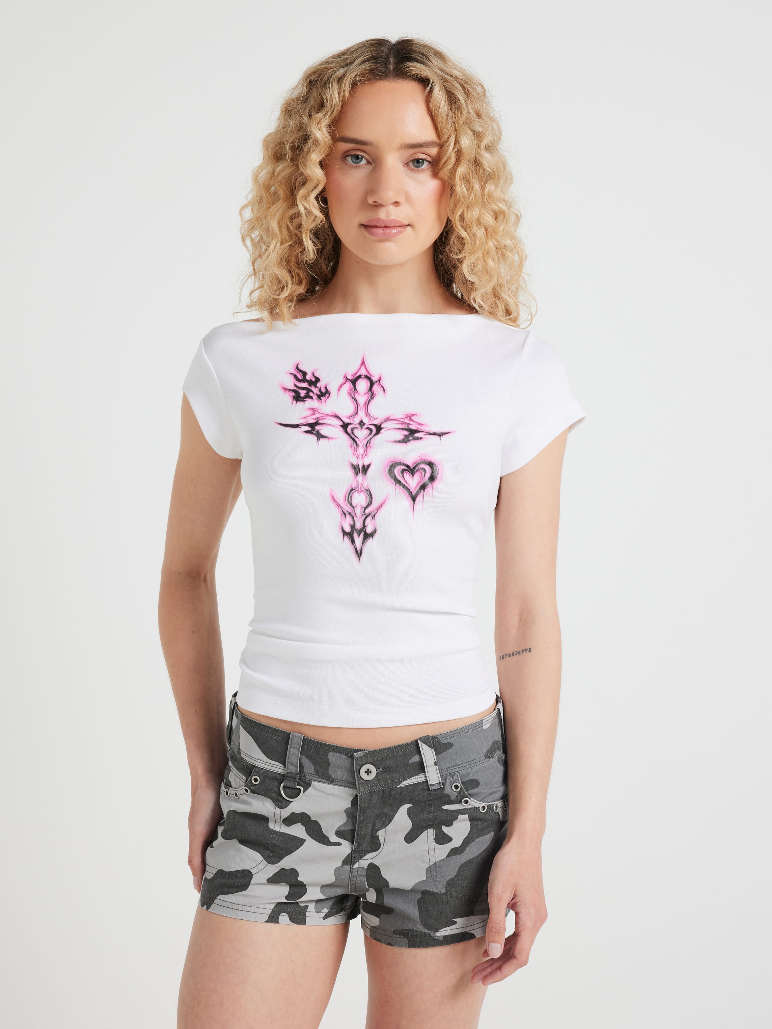 Jada Low Rise Cargo Mini Short