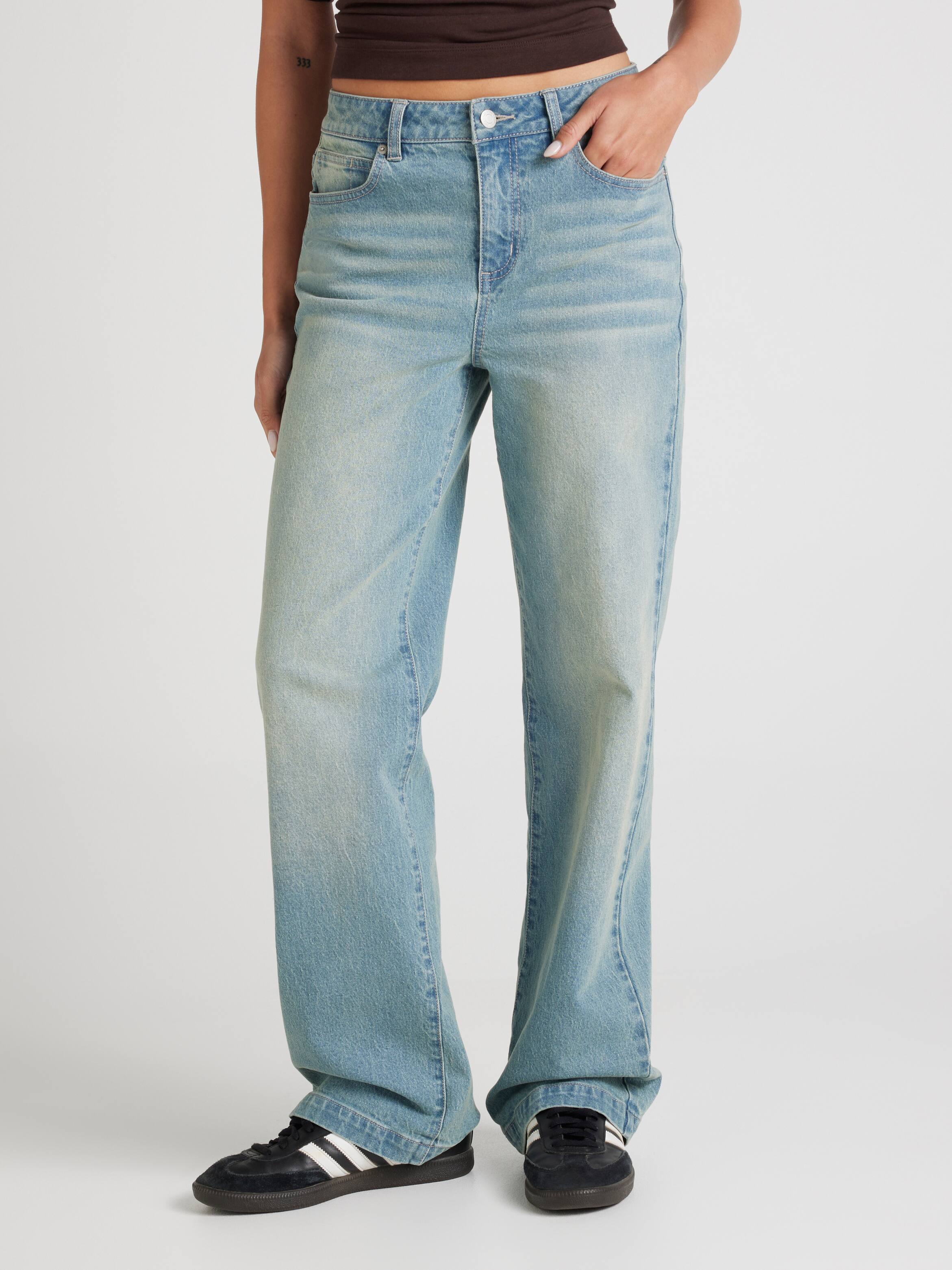 Blair High Rise Wide Leg Jean
