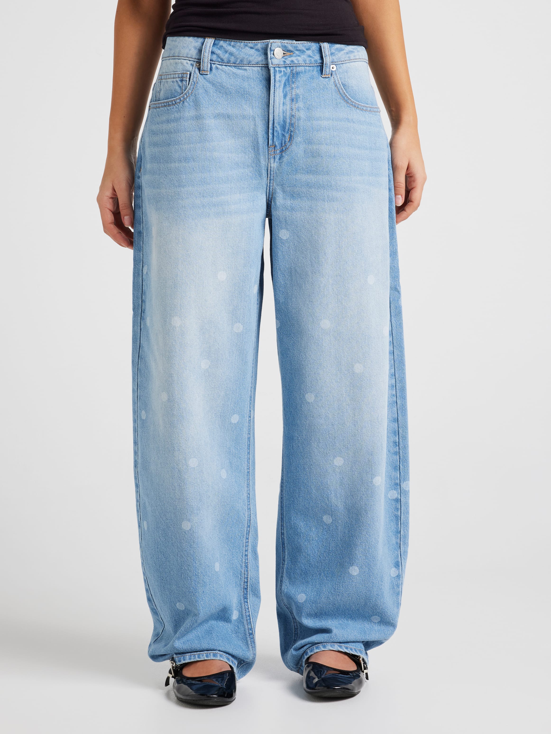 Tatum Mid Rise Barrel Jean