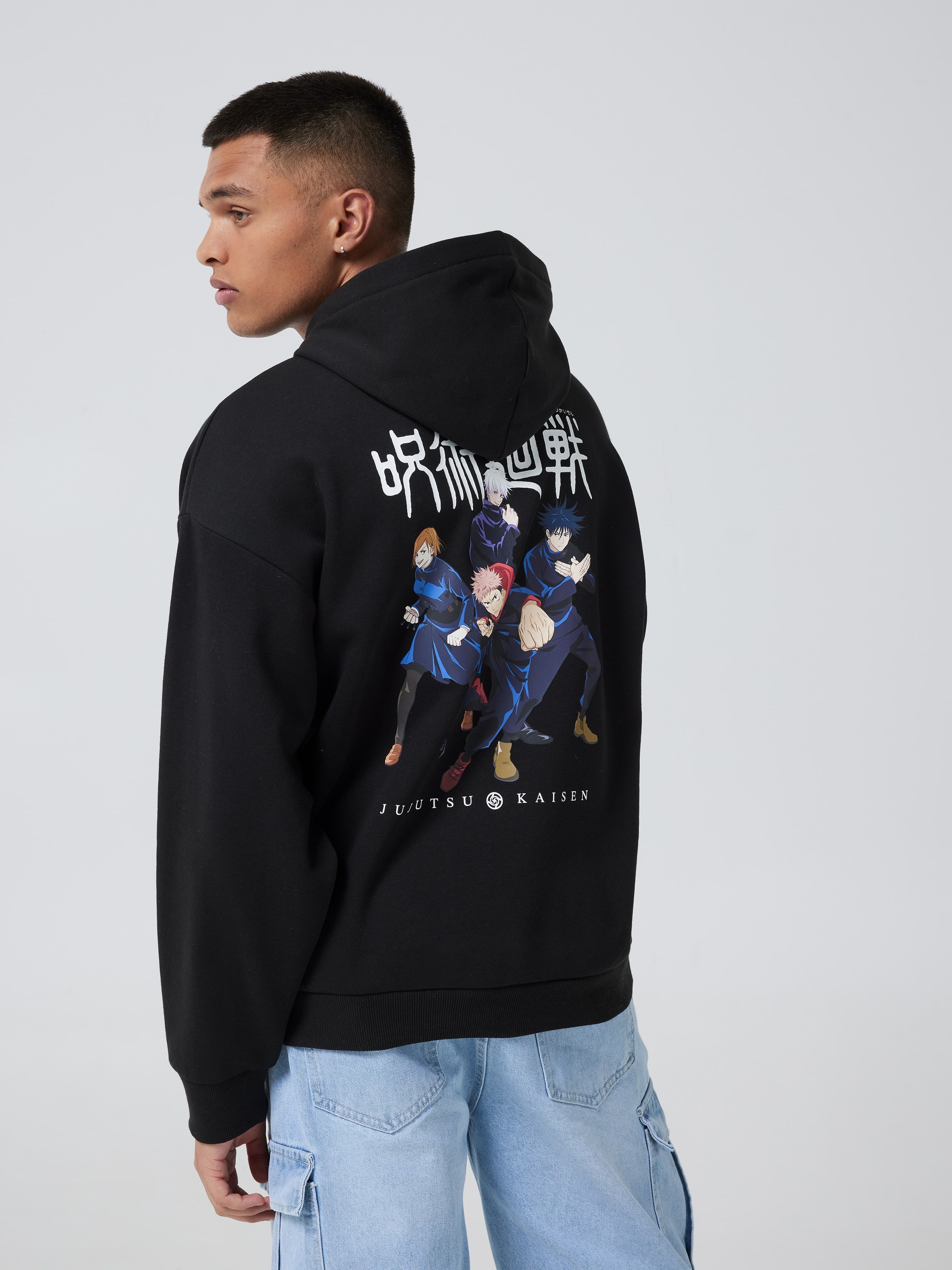 Jujitsu Kaisen Group Hoodie