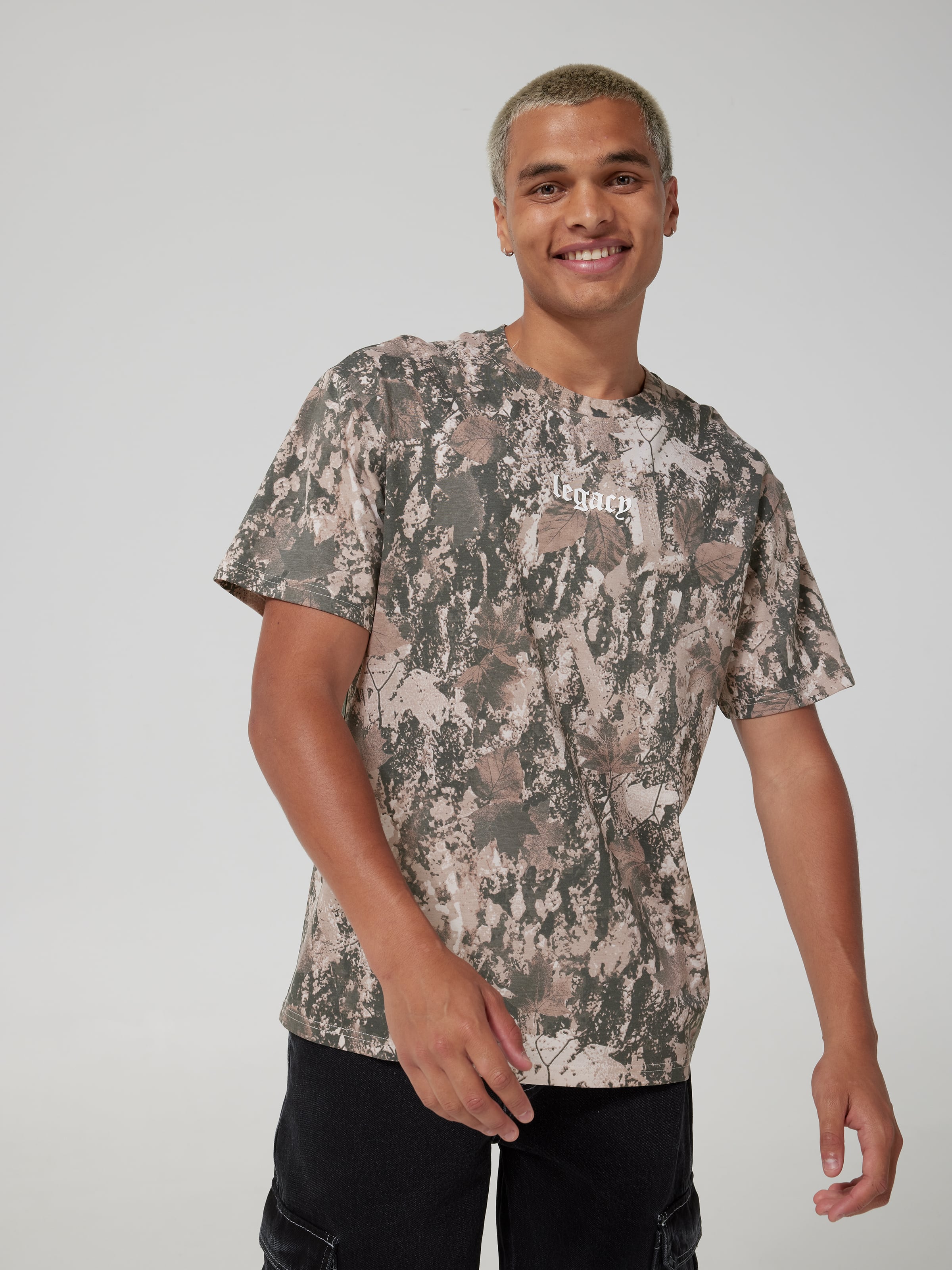 Camo Relax Short Sleeve Tee