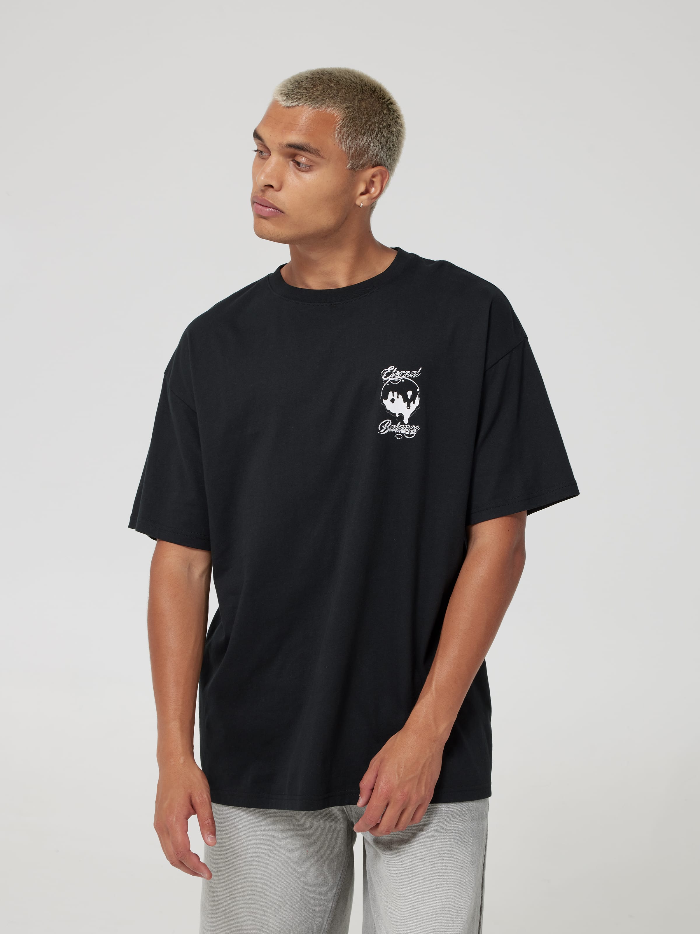 Trippy Yin Yang Oversized Tee