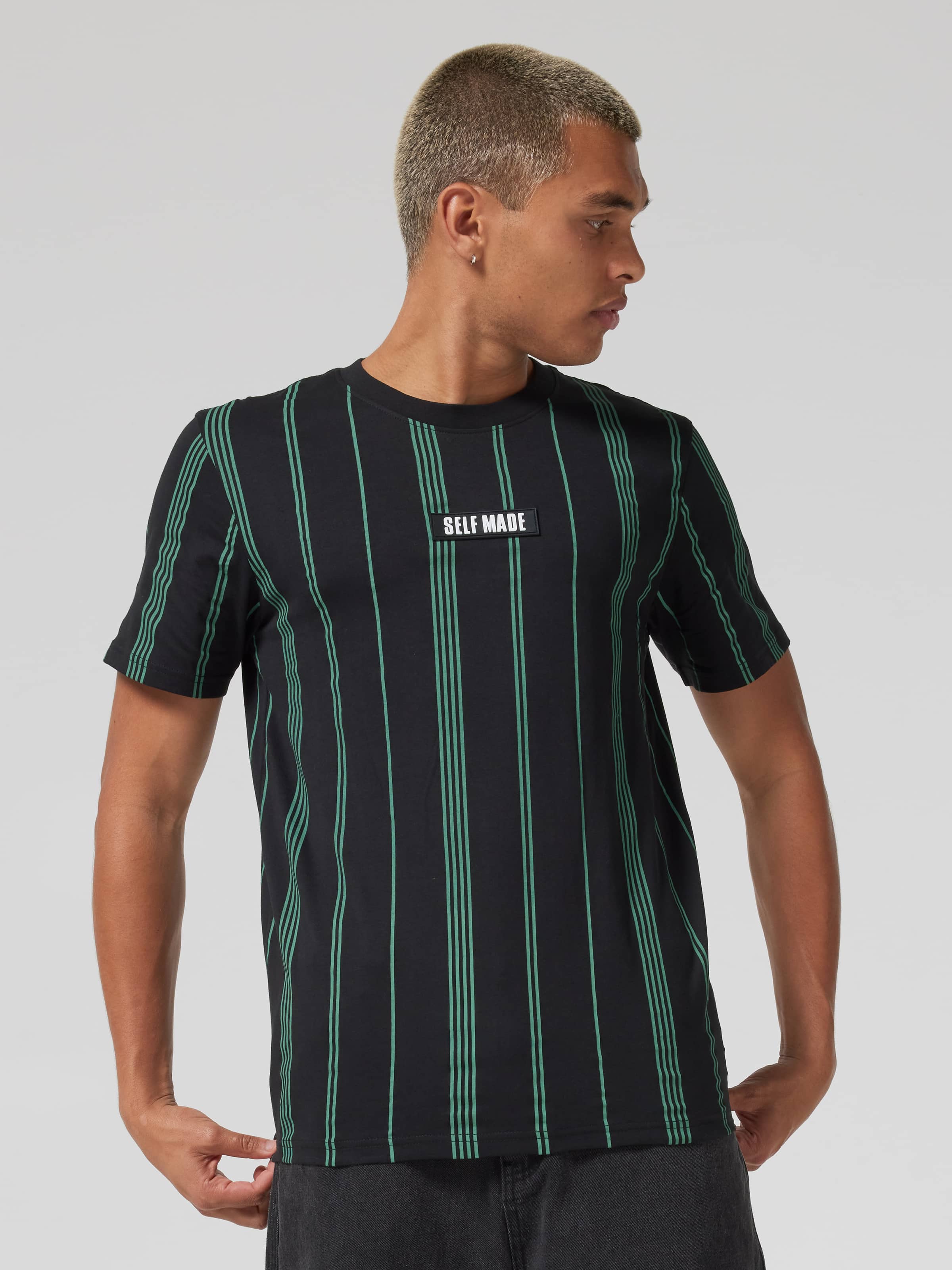 V-Stripe Short Sleeve Tee