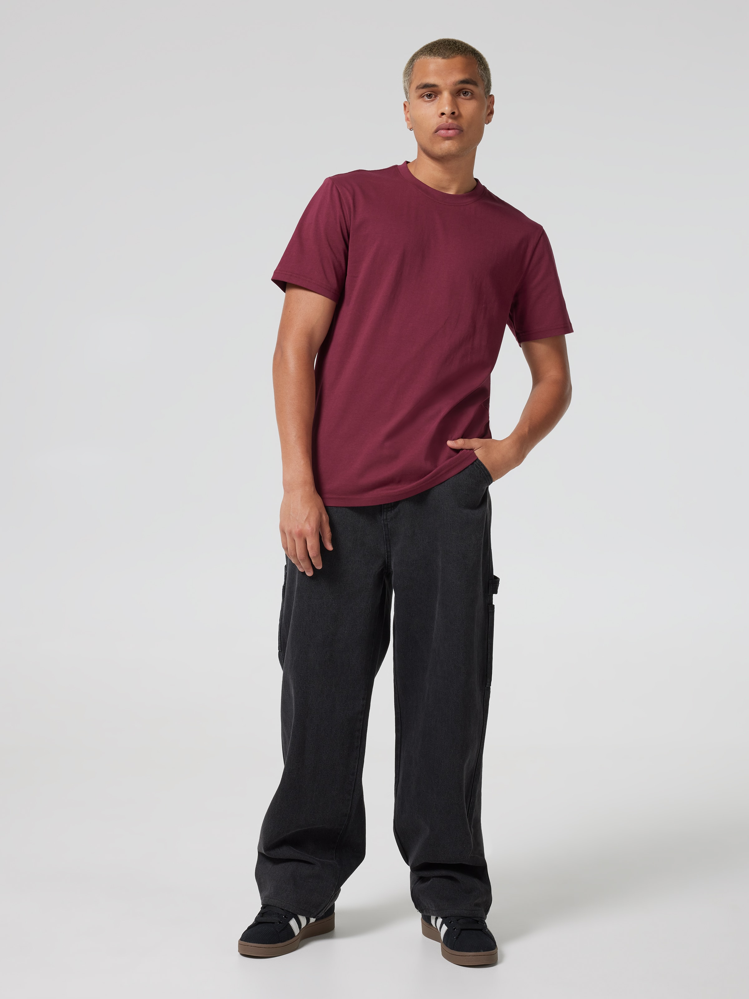 Premium Classic Basic Tee
