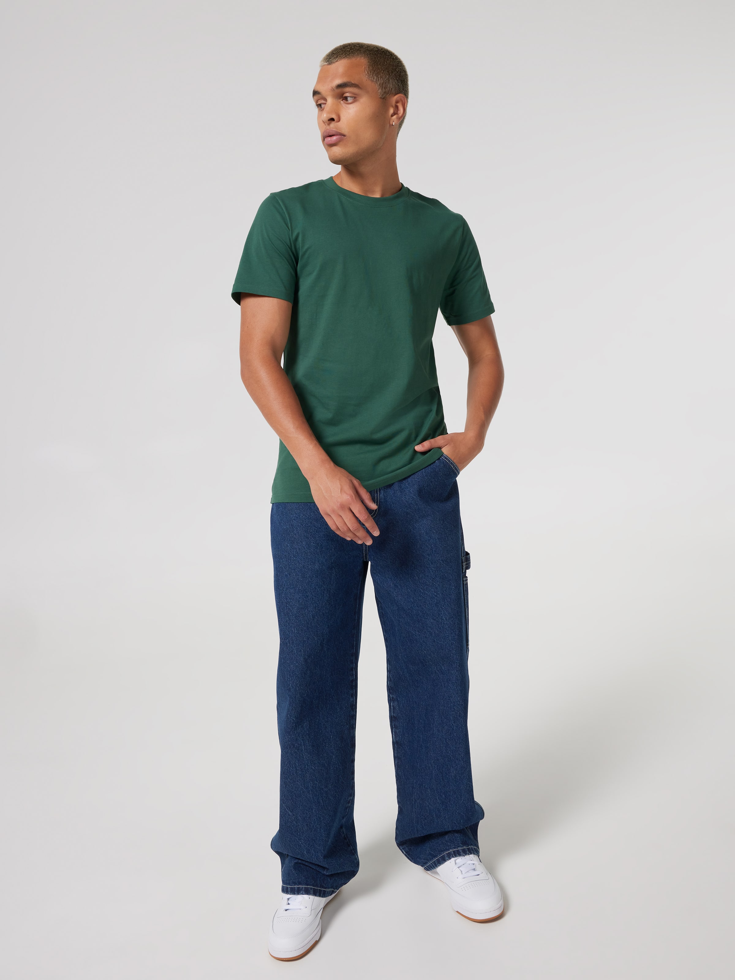 Premium Classic Basic Tee