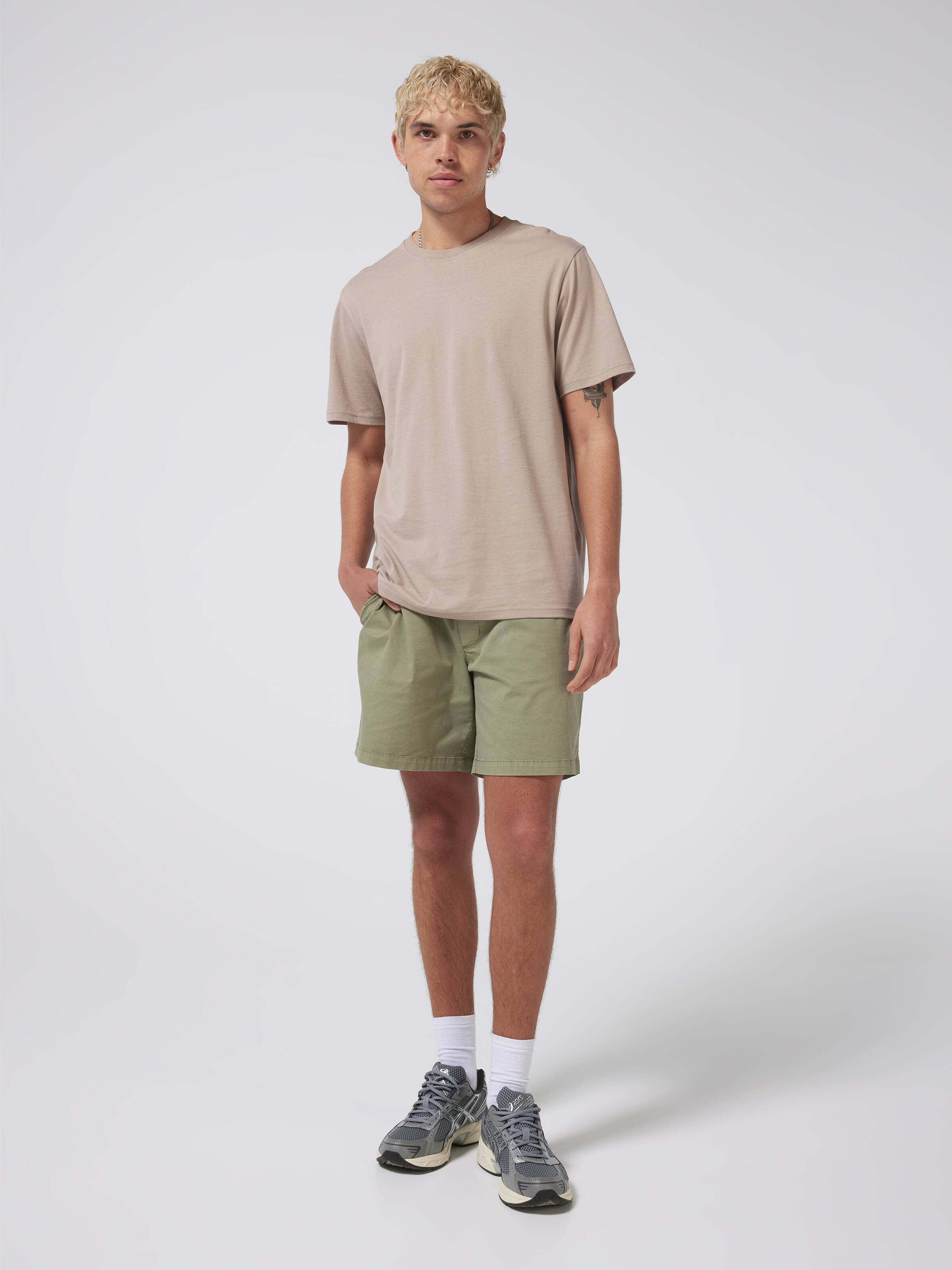 Premium Classic Basic Tee