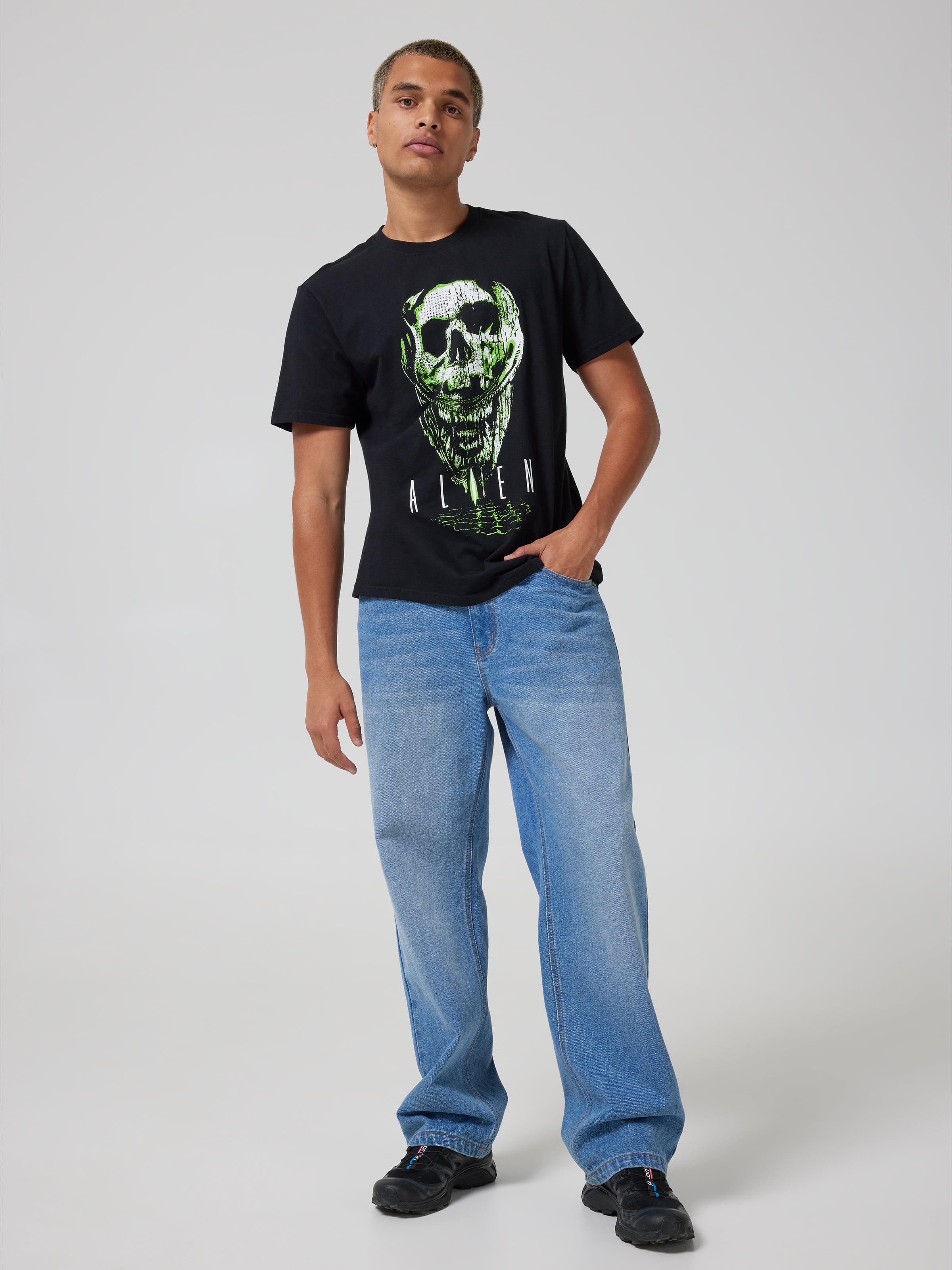 Alien Short Sleeve Tee
