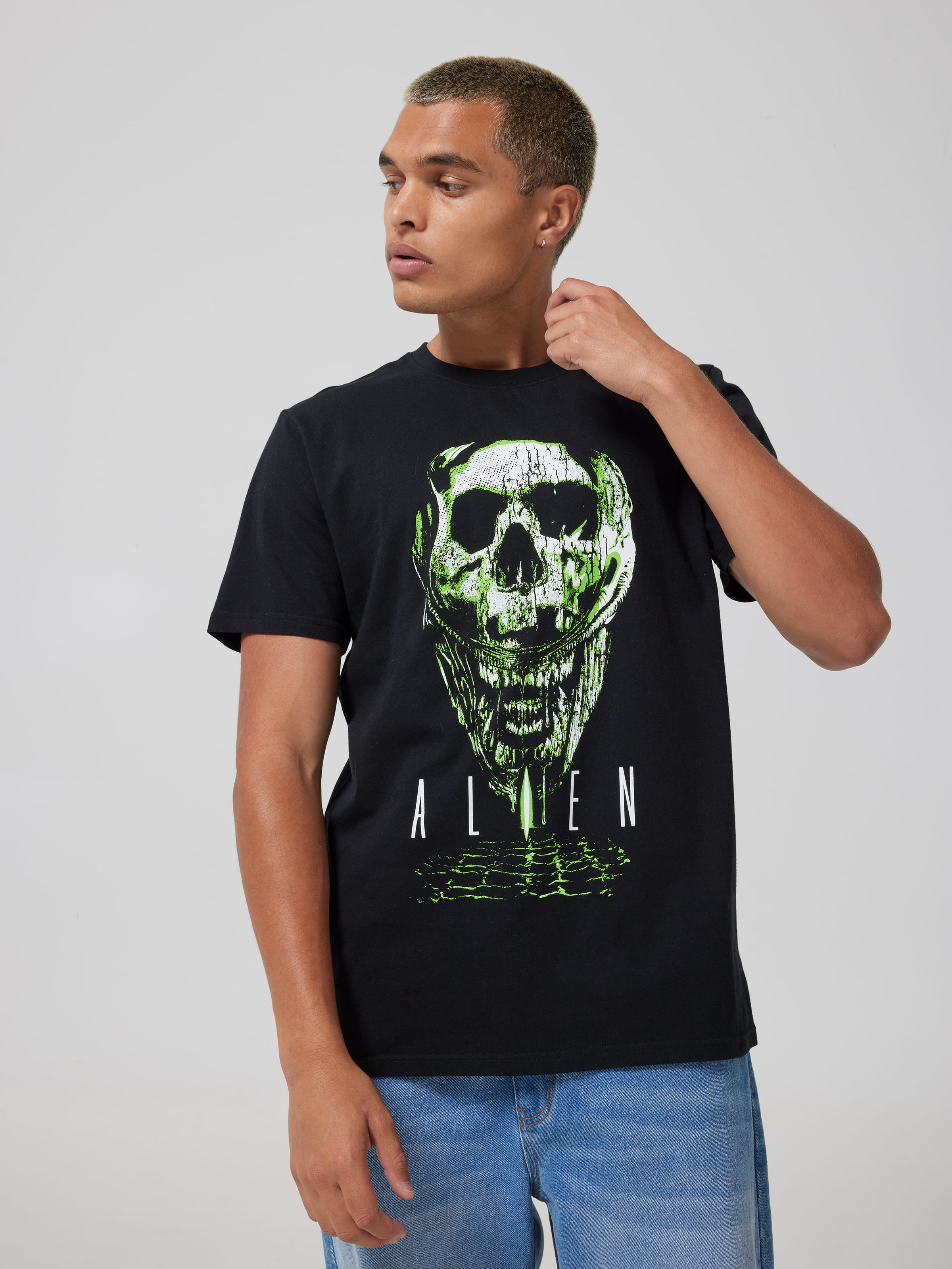 Alien Short Sleeve Tee