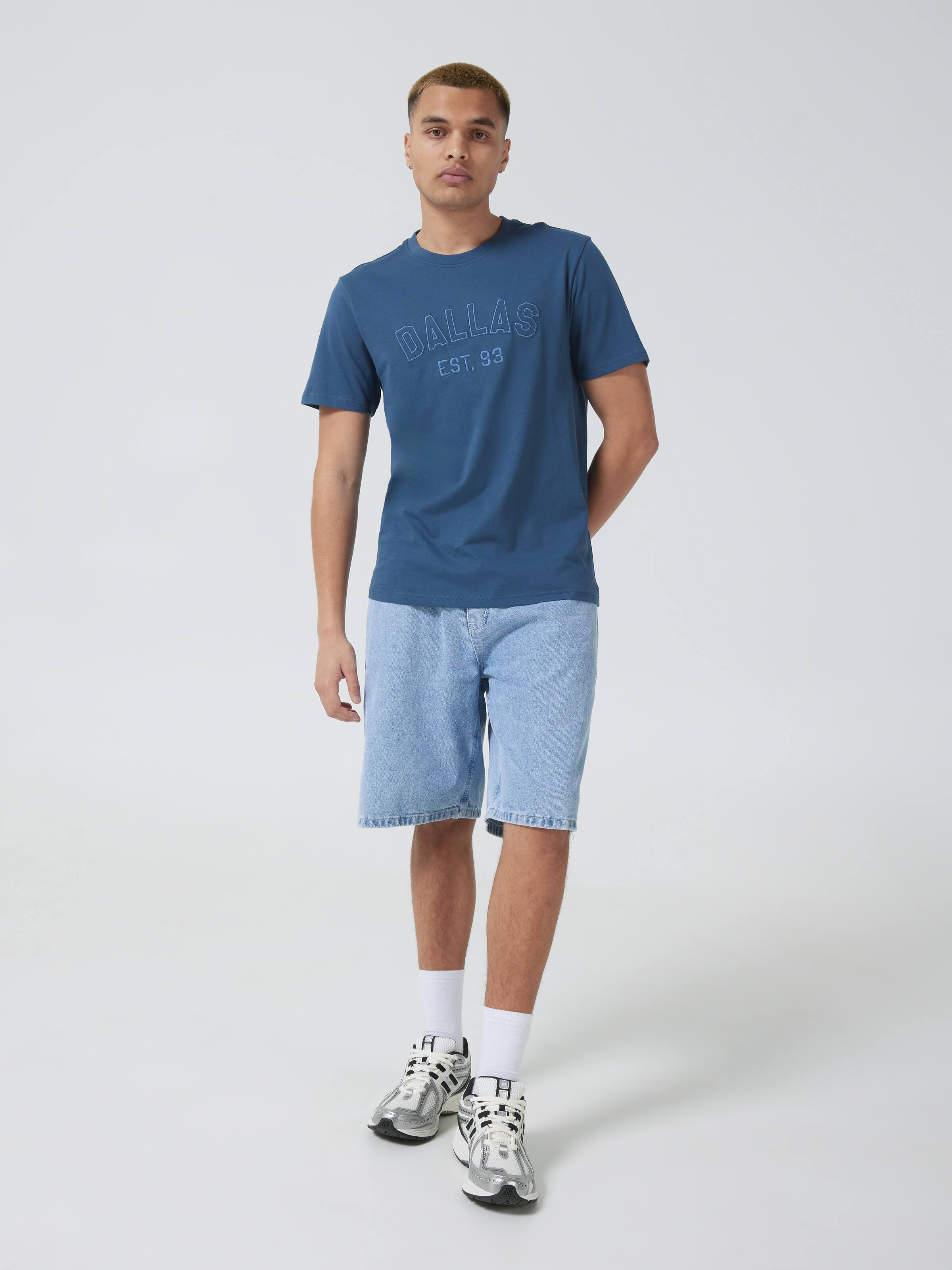 Embroidered Dallas Short Sleeve Tee