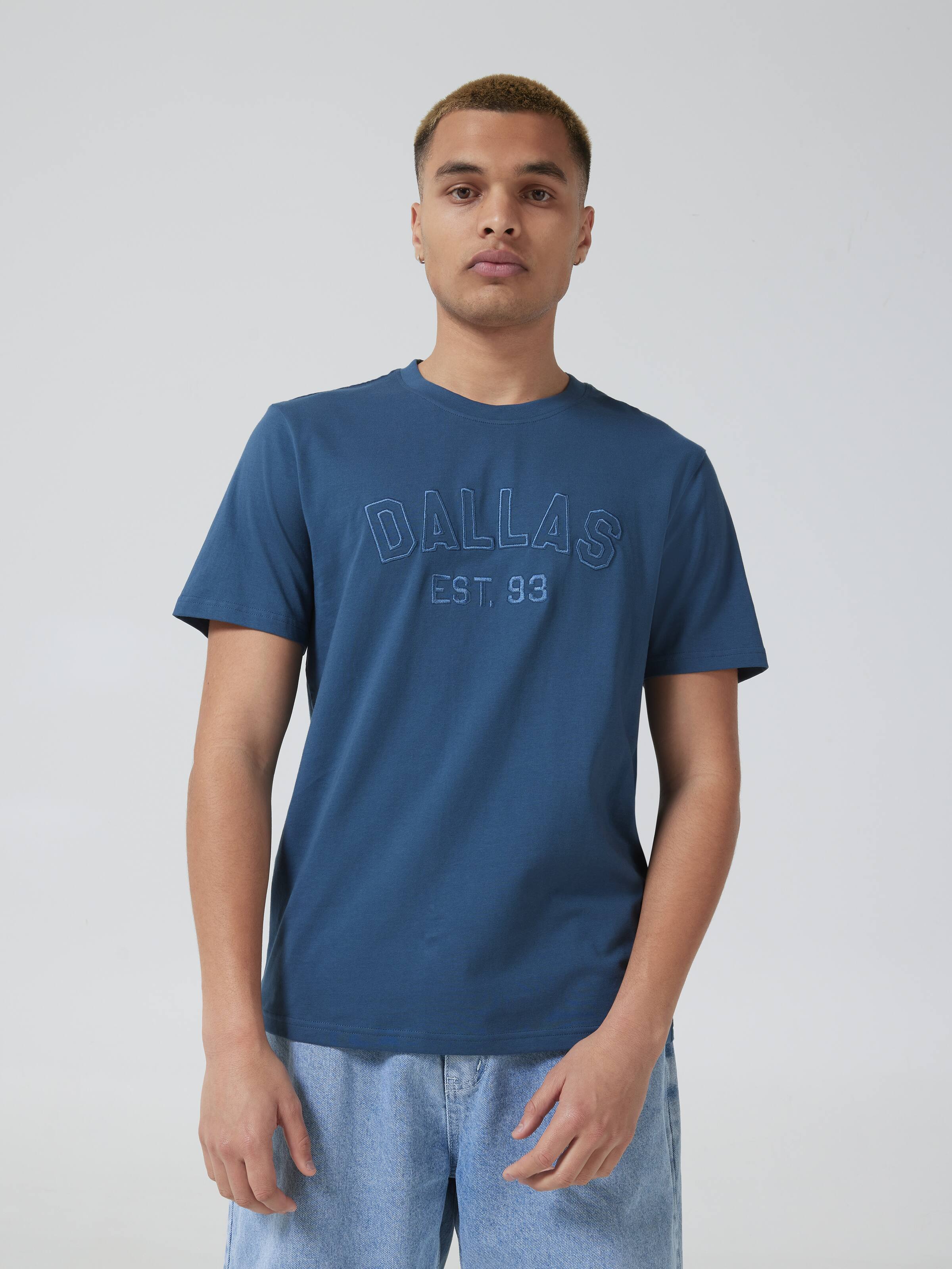 Embroidered Dallas Short Sleeve Tee