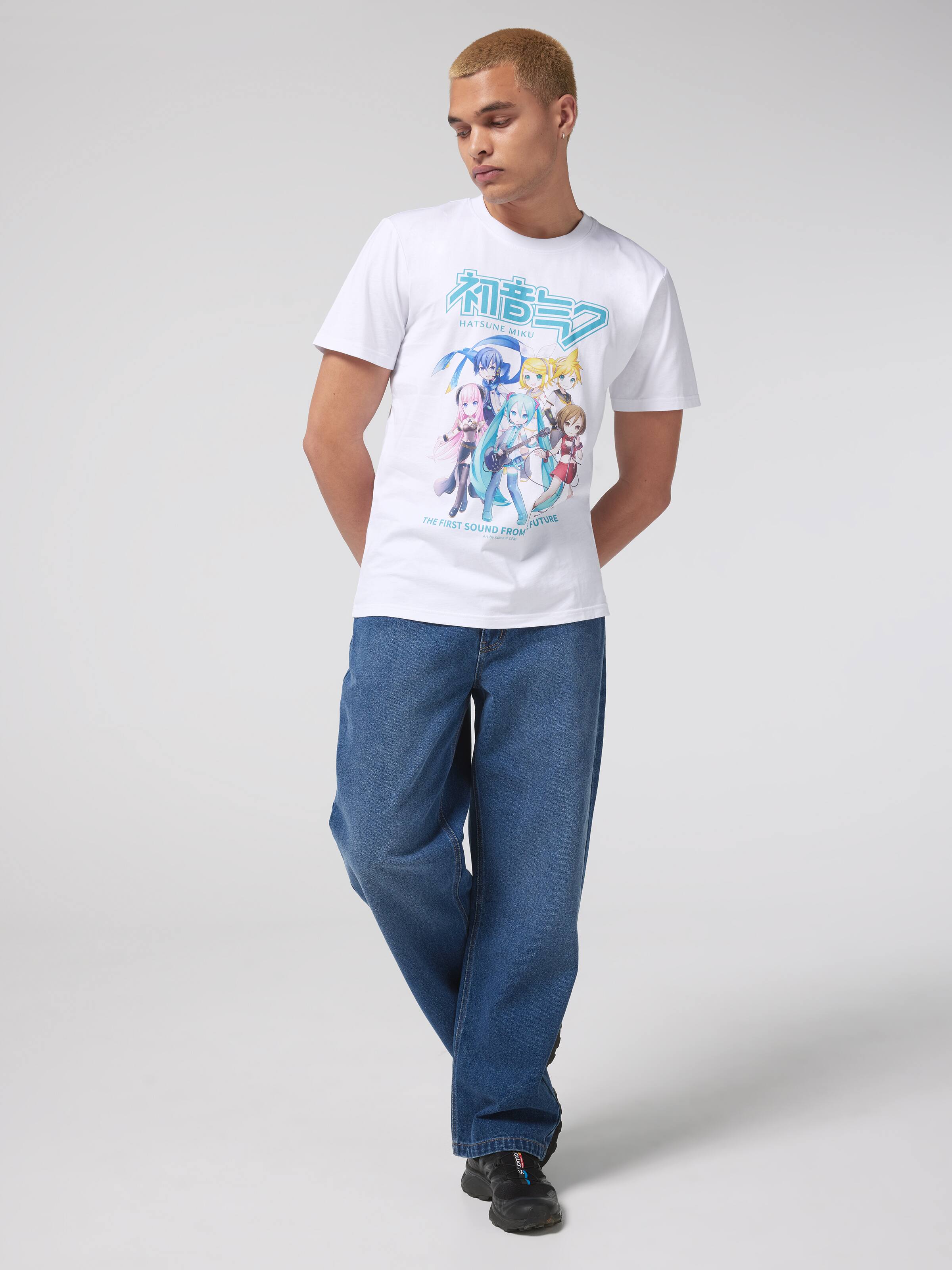 Hatsune Miku Group Short Sleeve Tee