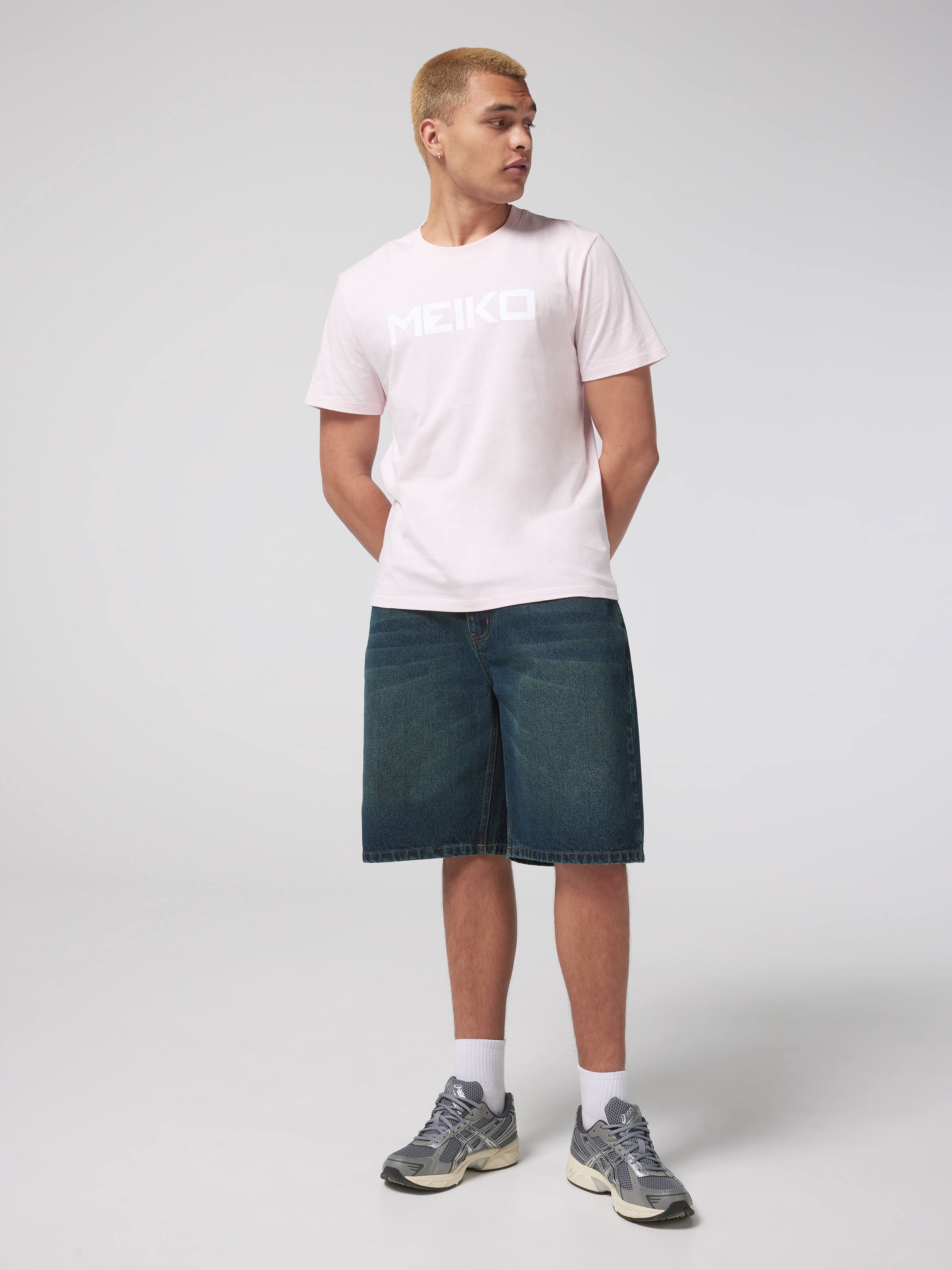 Hatsune Miku Meiko Short Sleeve Tee