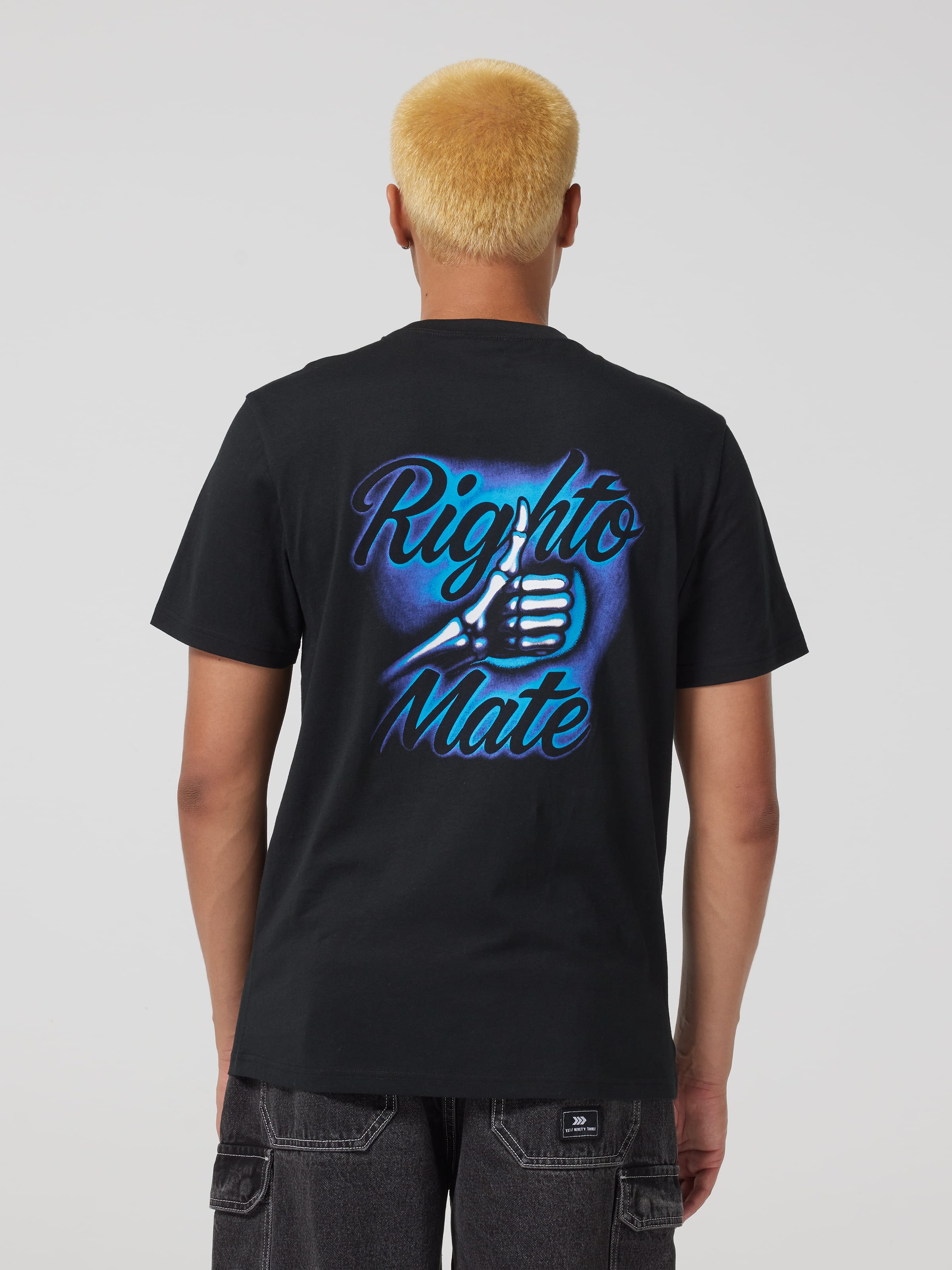 Slogan She'll Be Right Short Sleeve Tee