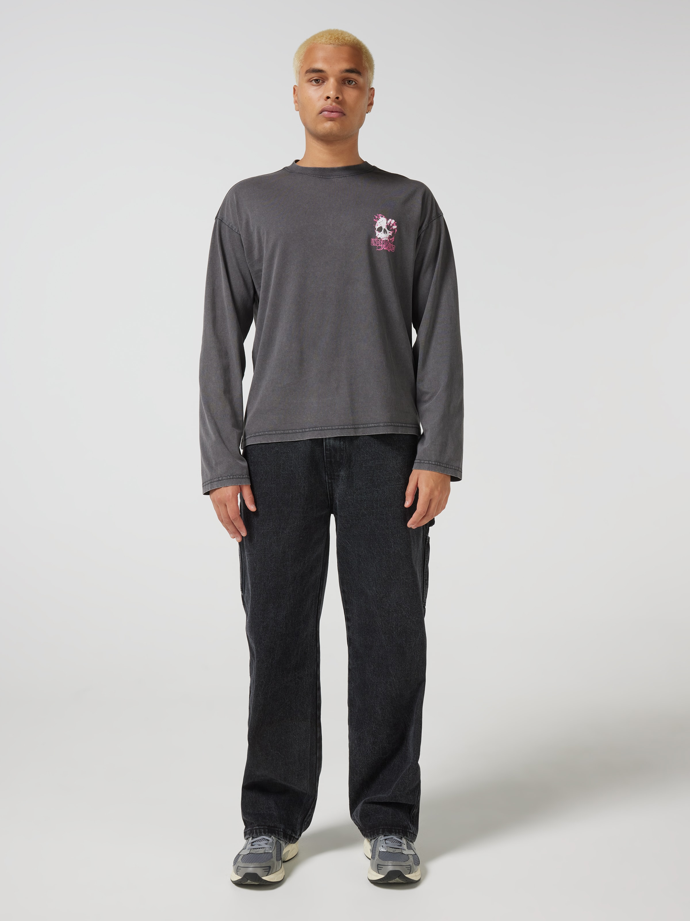 Trend Skulls Long Sleeve Tee