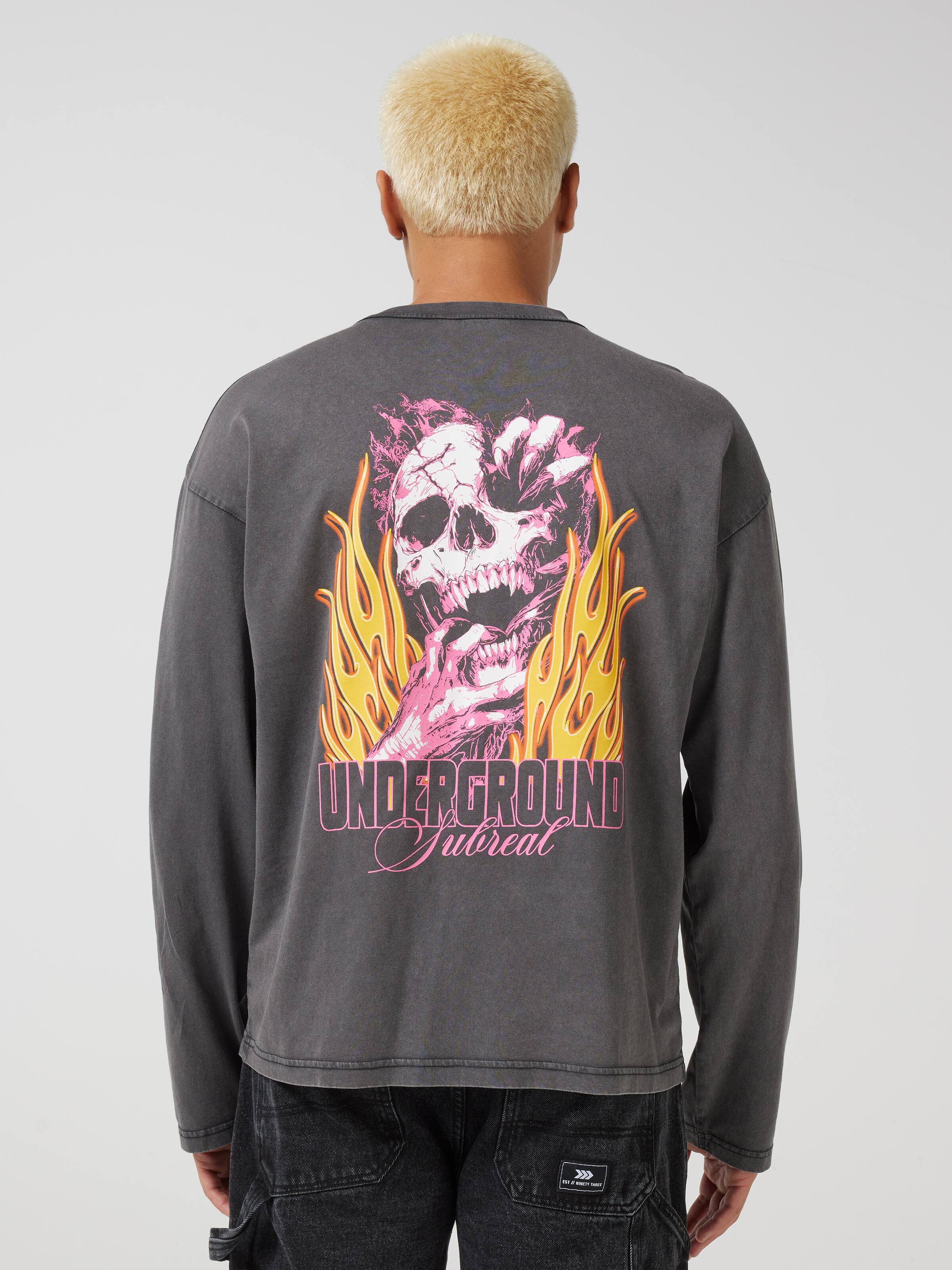 Trend Skulls Long Sleeve Tee