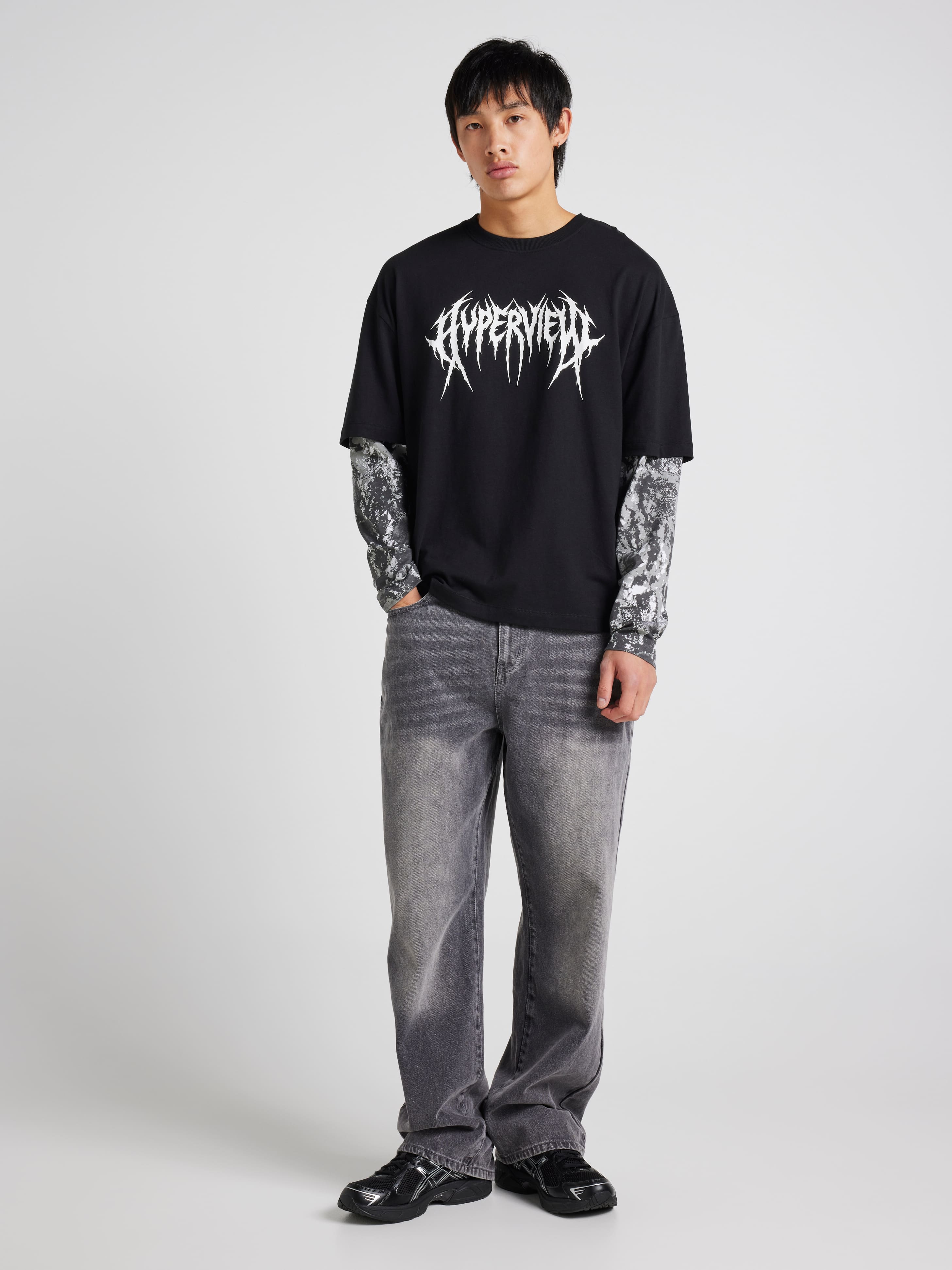 Hyperview Long Sleeve Tee