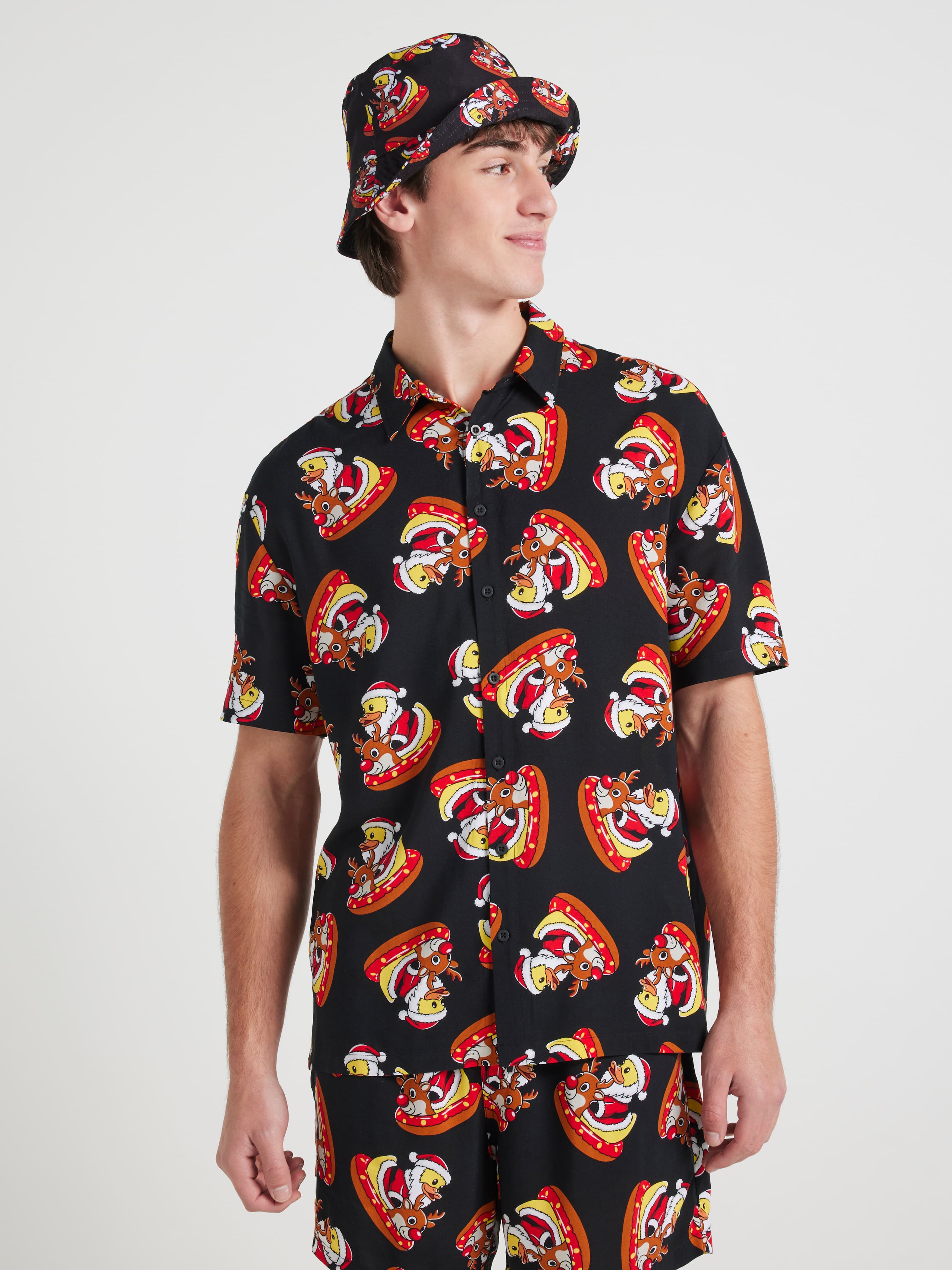 Xmas Resort Short Sleeve Shirt